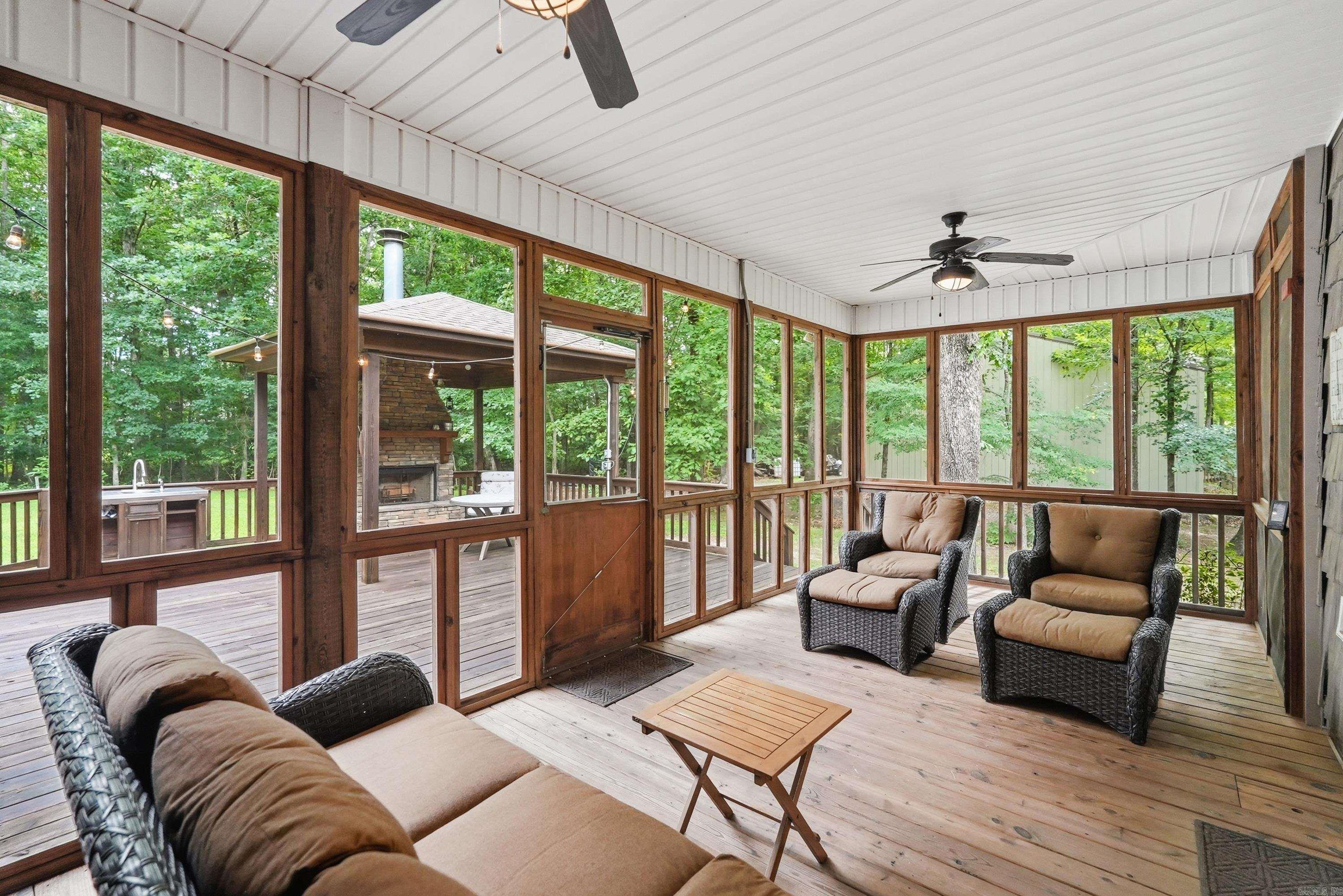 SKYPOINT ESTATES - Residential