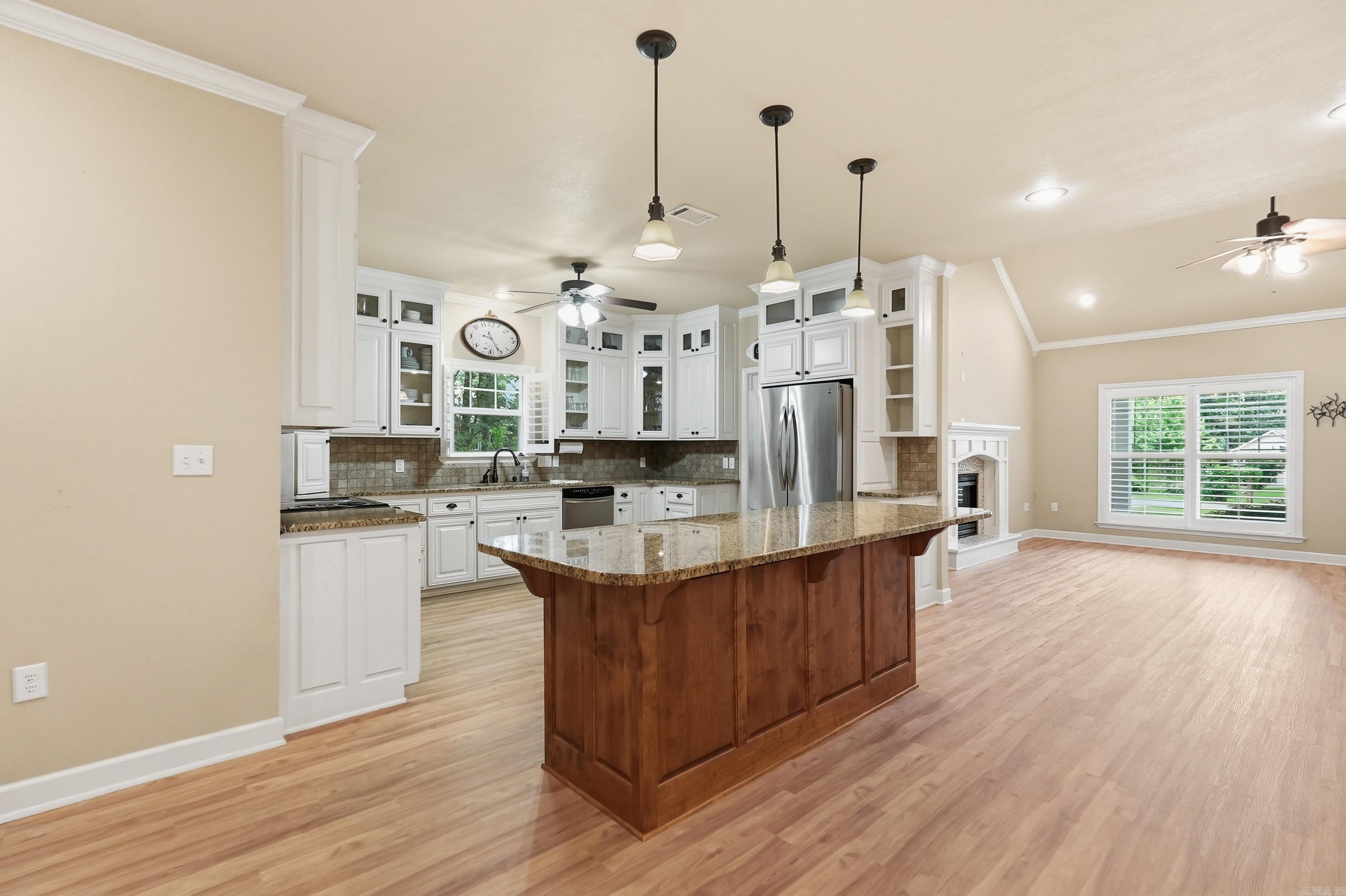 SKYPOINT ESTATES - Residential