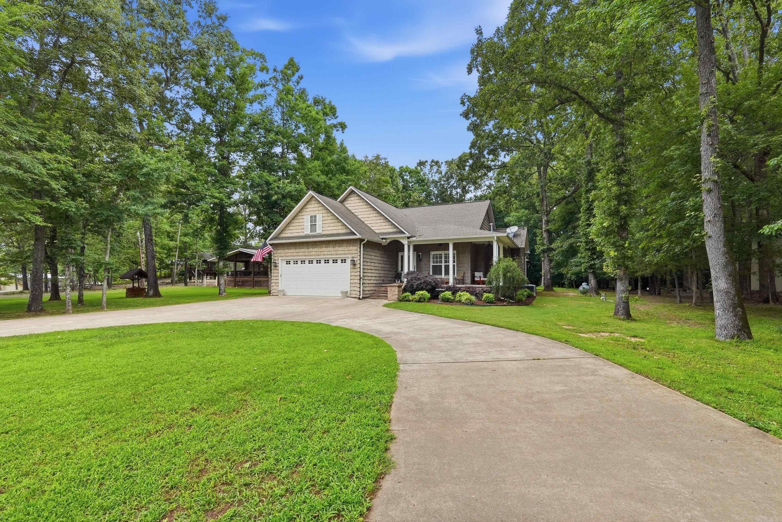 SKYPOINT ESTATES - Residential