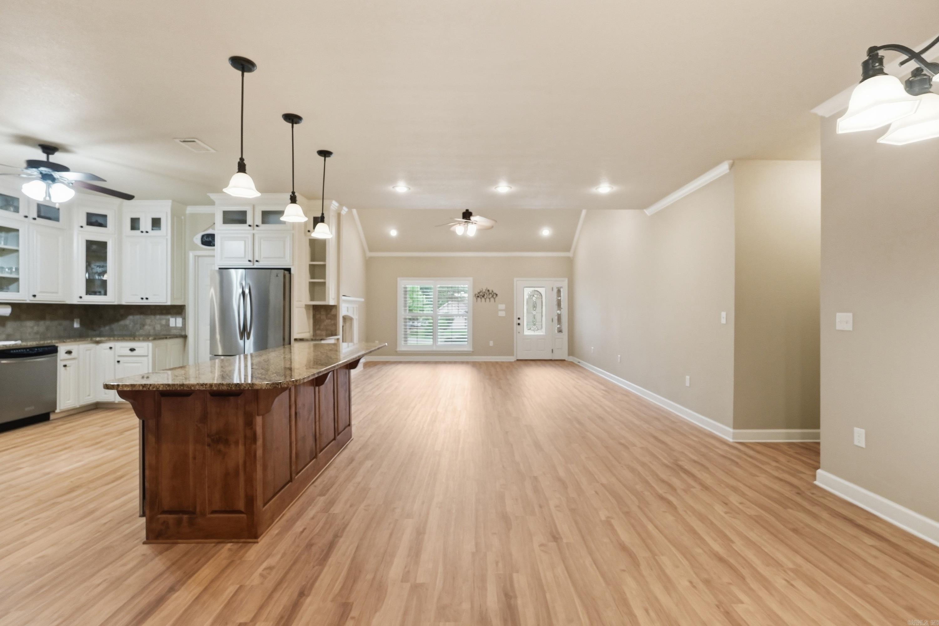 SKYPOINT ESTATES - Residential
