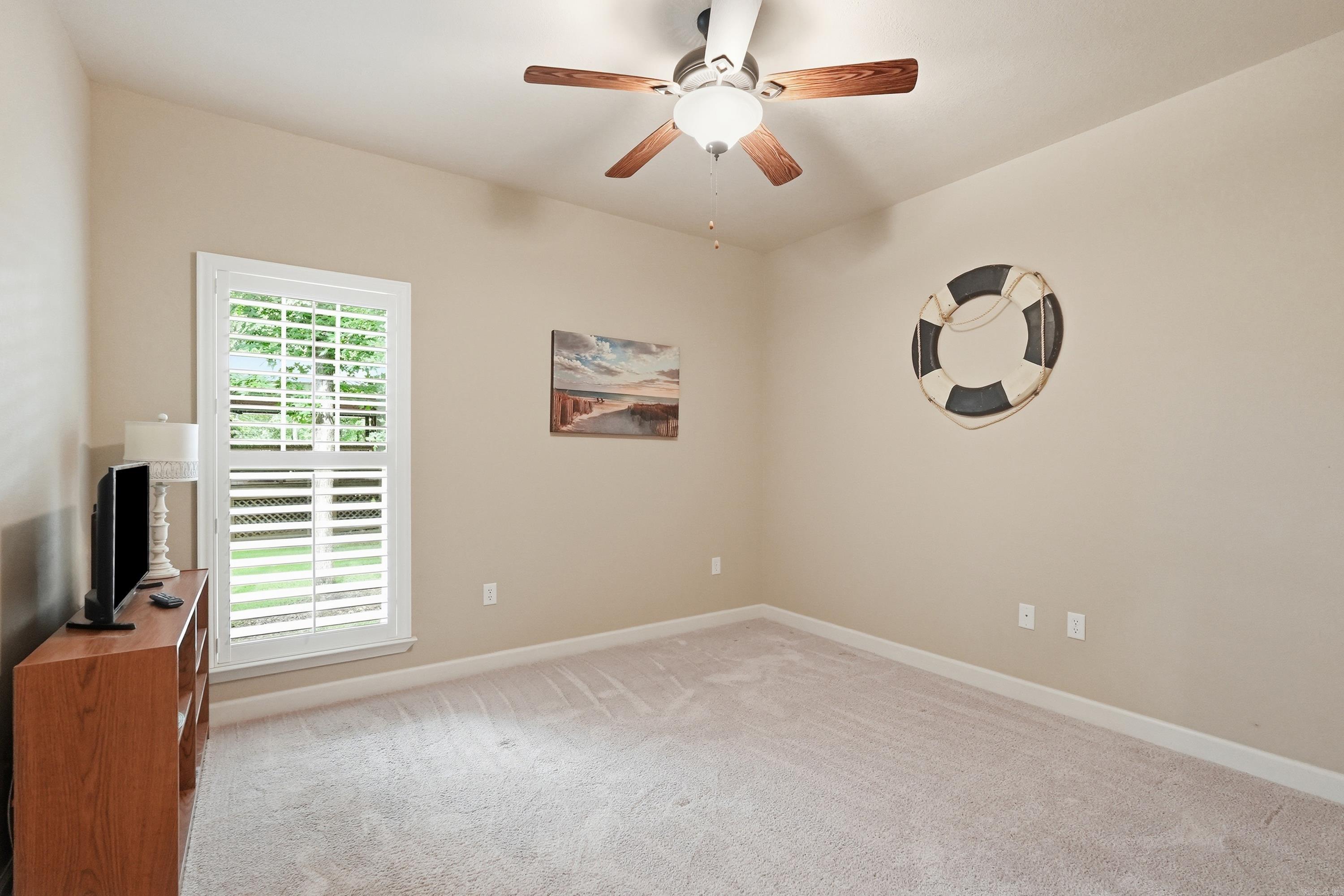 SKYPOINT ESTATES - Residential