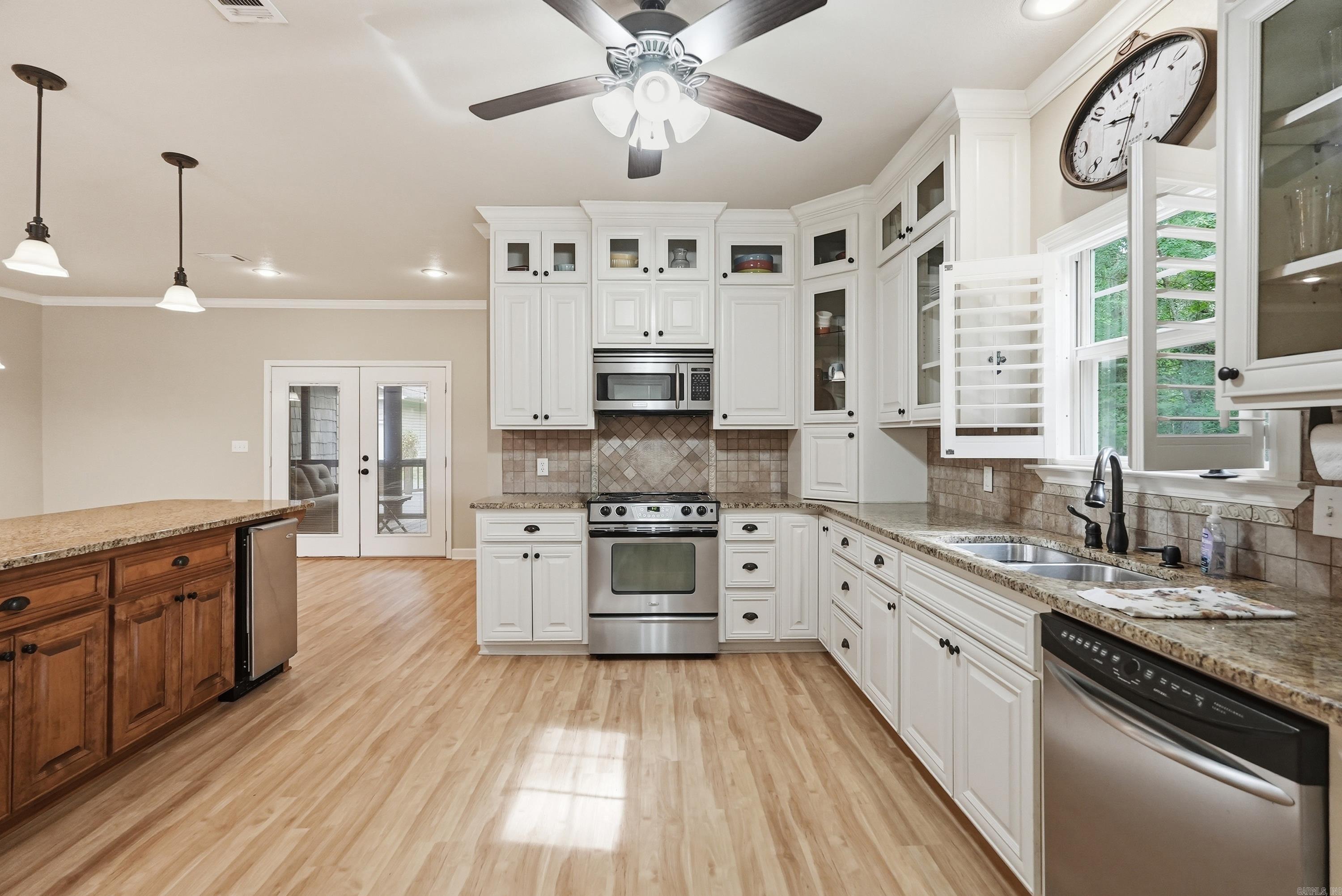 SKYPOINT ESTATES - Residential
