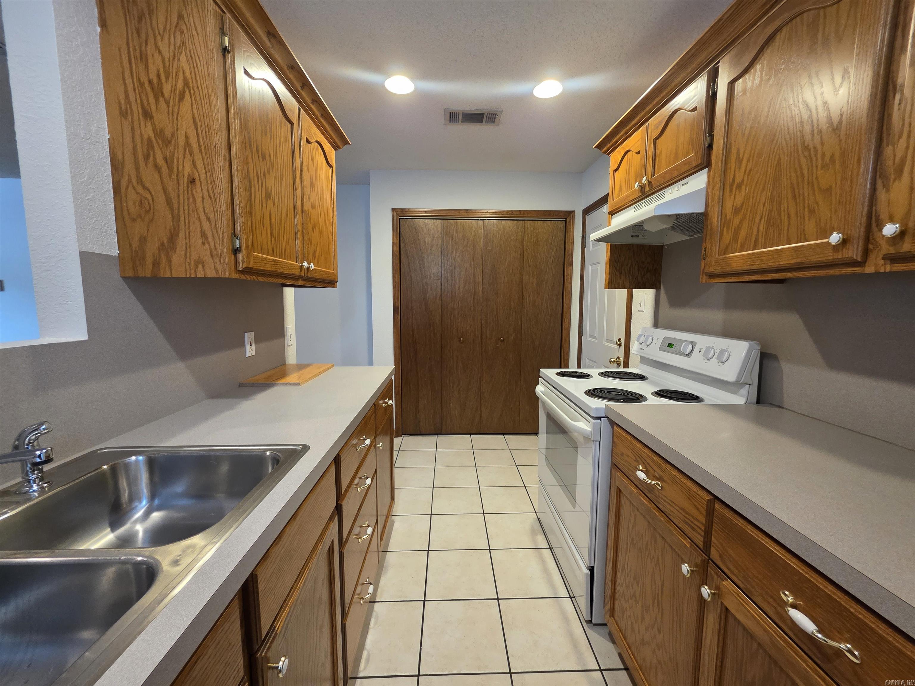 Sheridan - Residential Lease