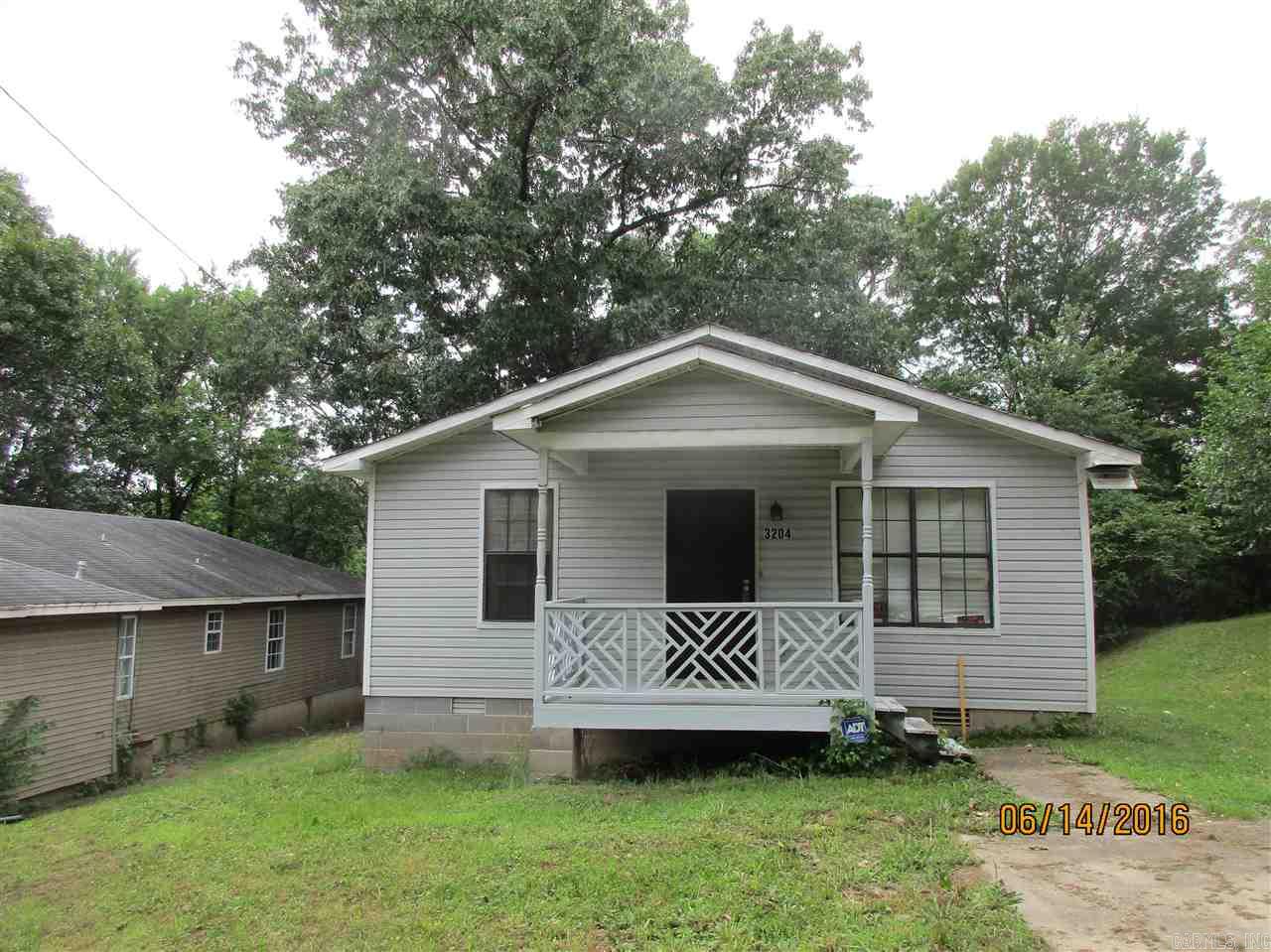 BARROW JOHN - Residential