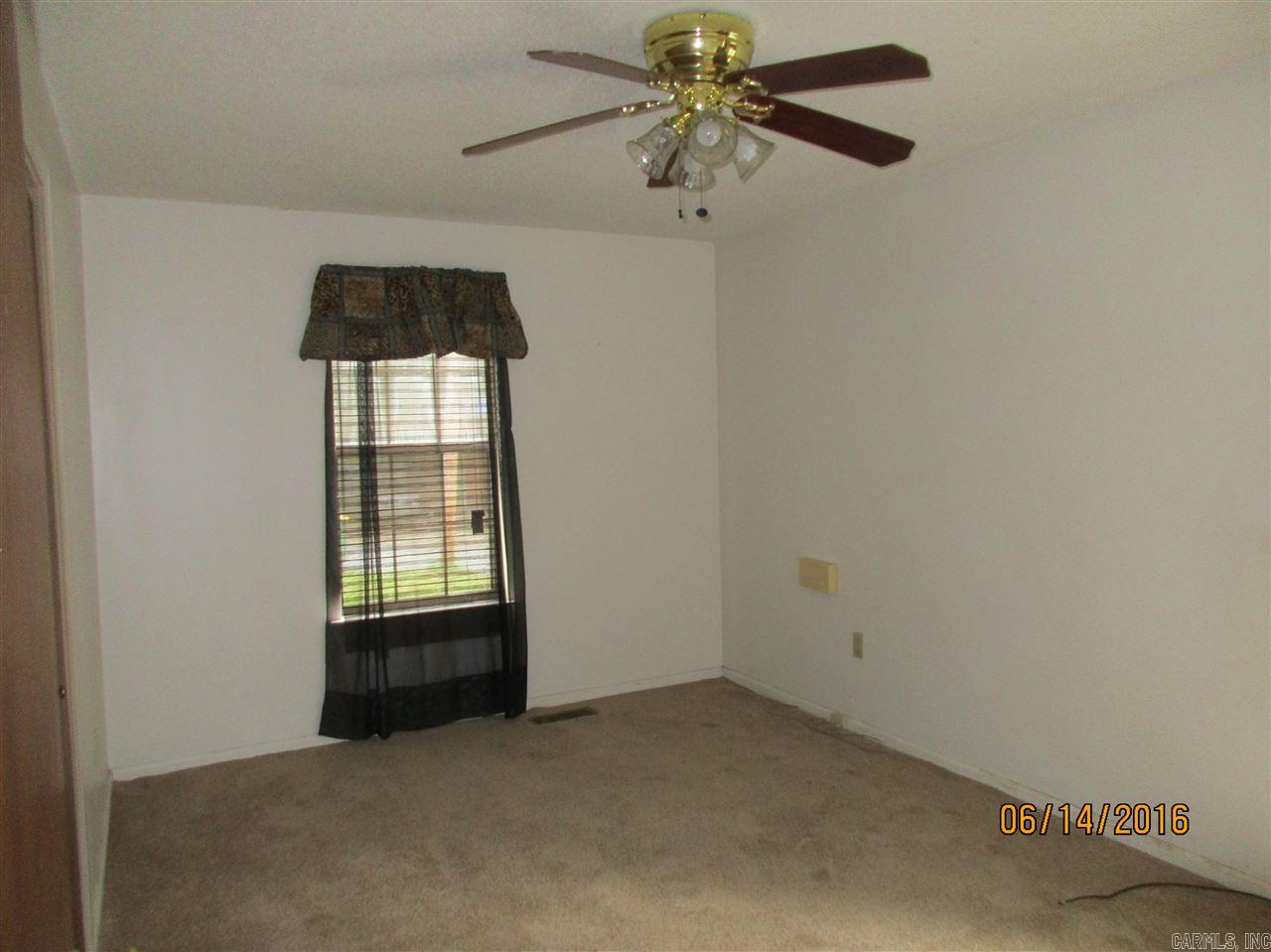 BARROW JOHN - Residential