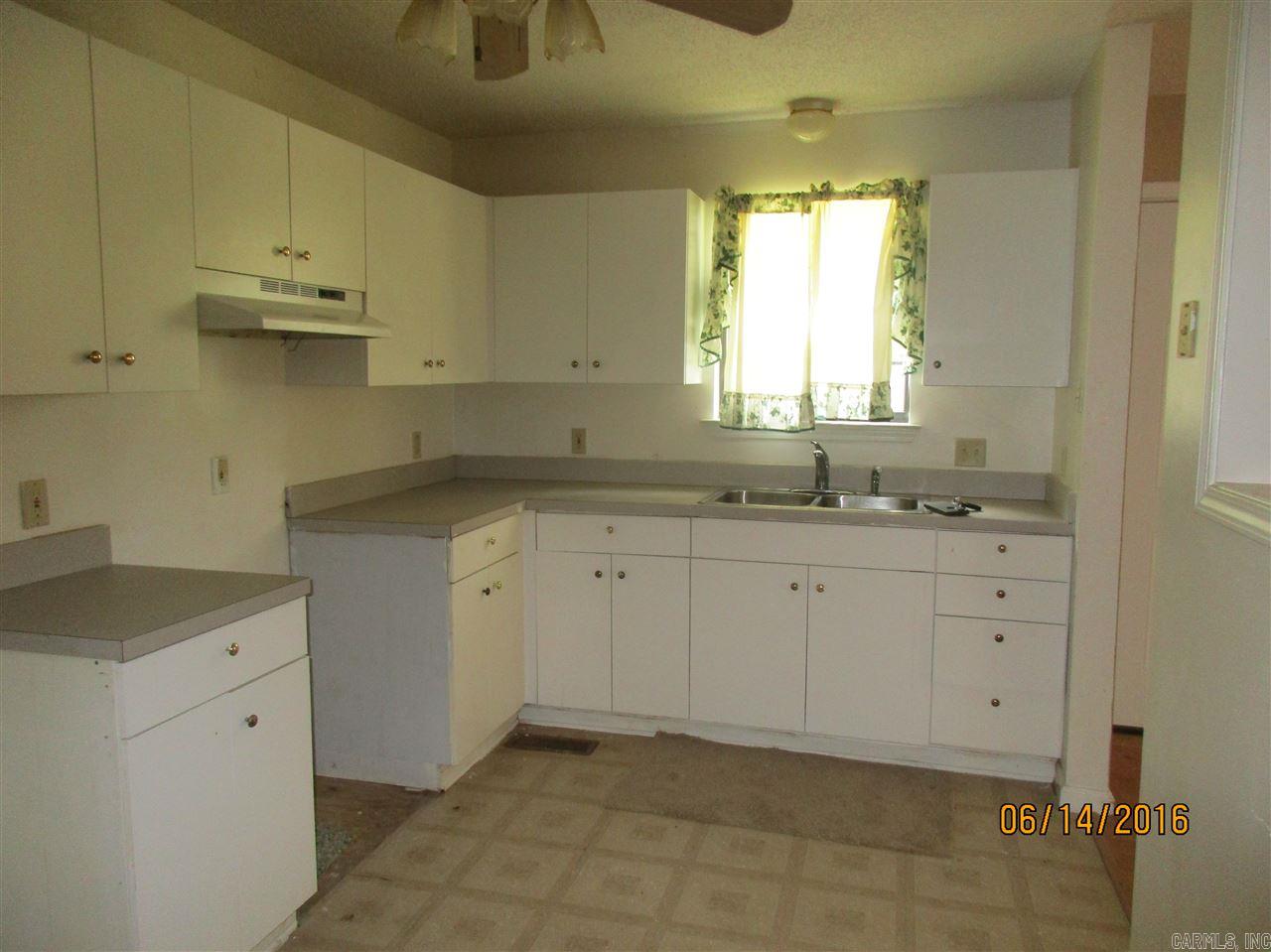 BARROW JOHN - Residential