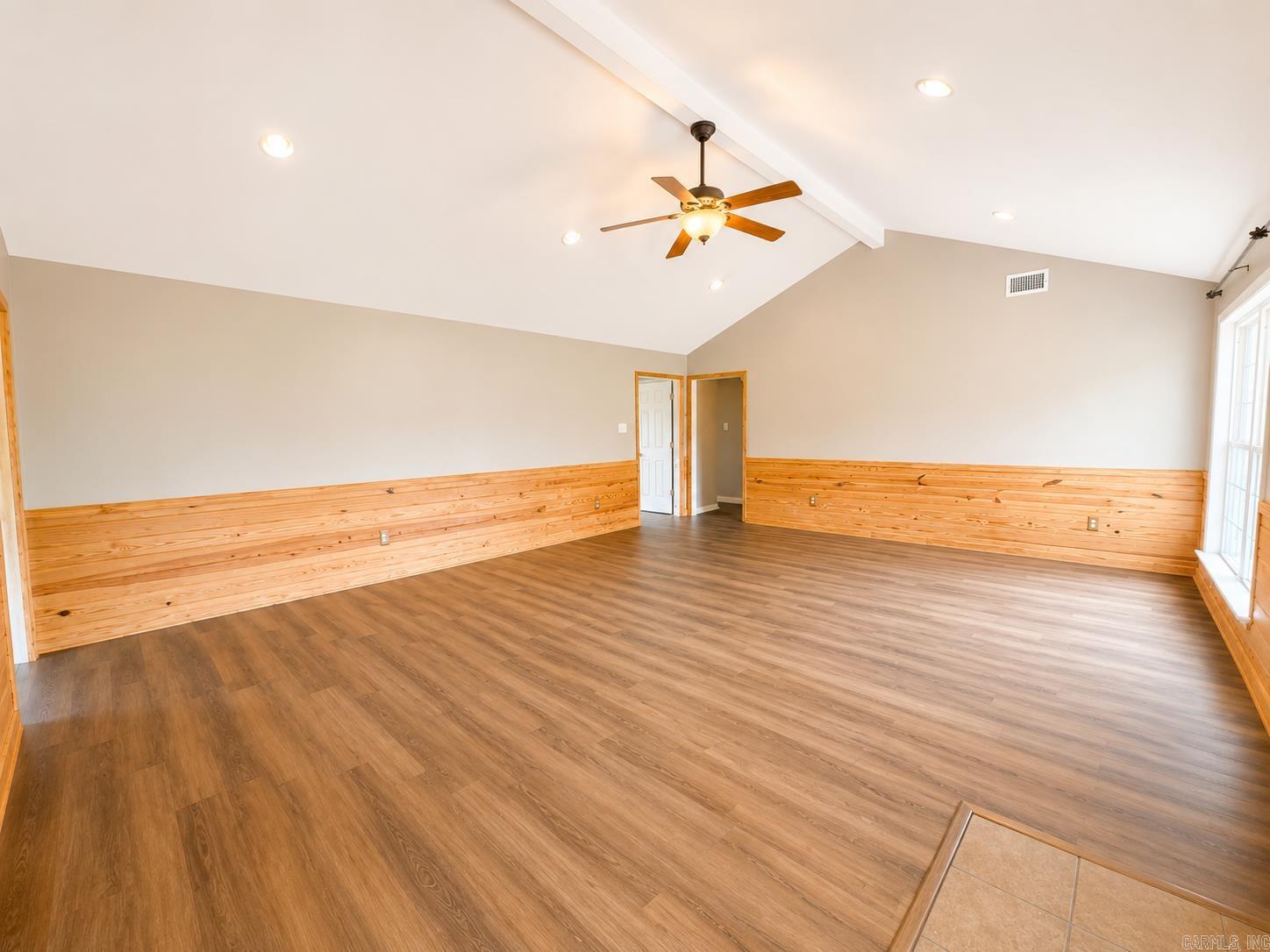 COUNTRY COVE ESTATES - Residential