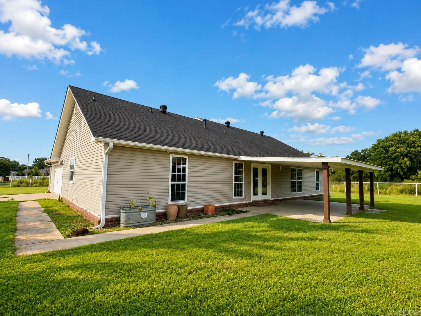 COUNTRY COVE ESTATES - Residential