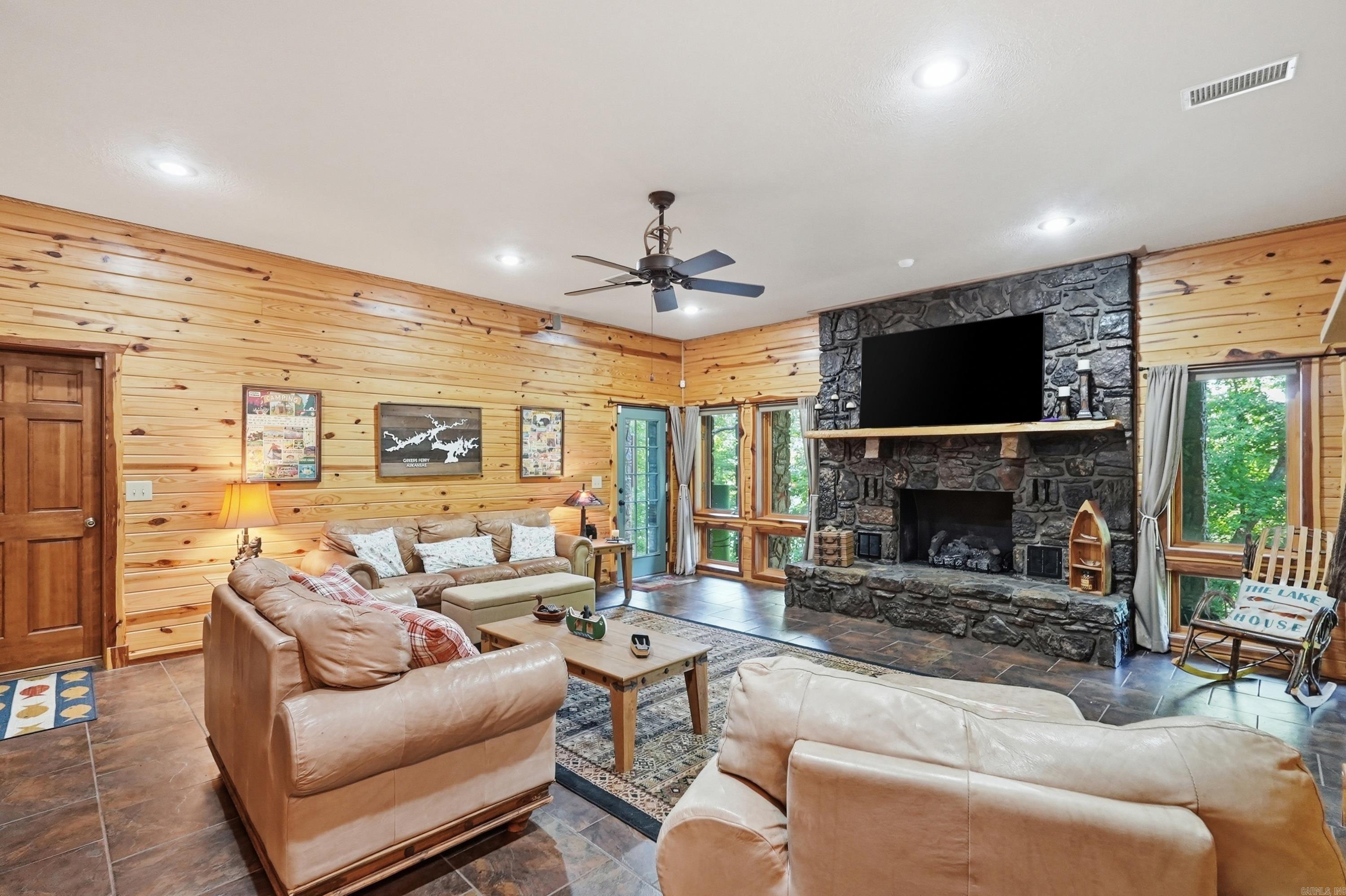 Frontier Canyon - Residential