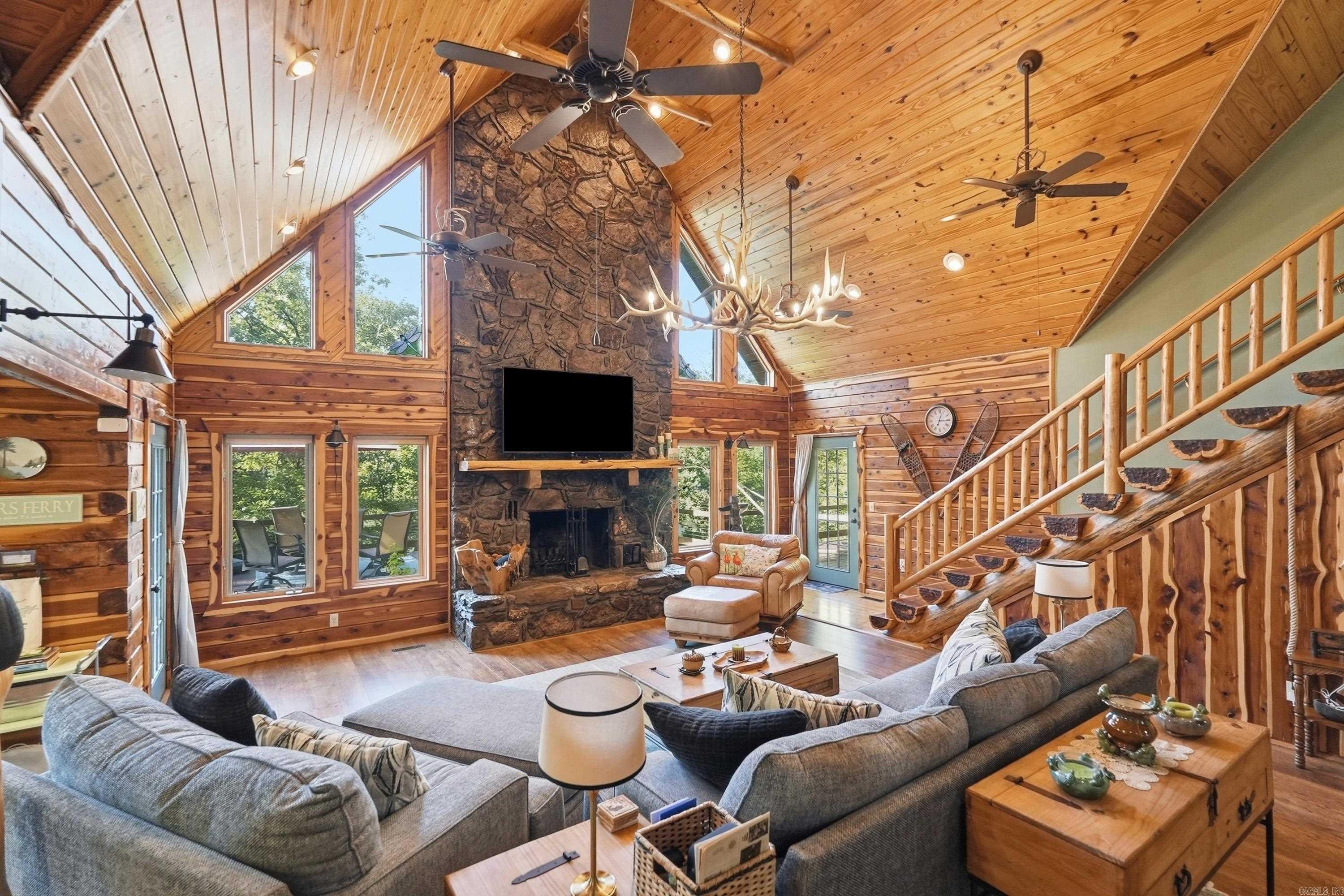 Frontier Canyon - Residential