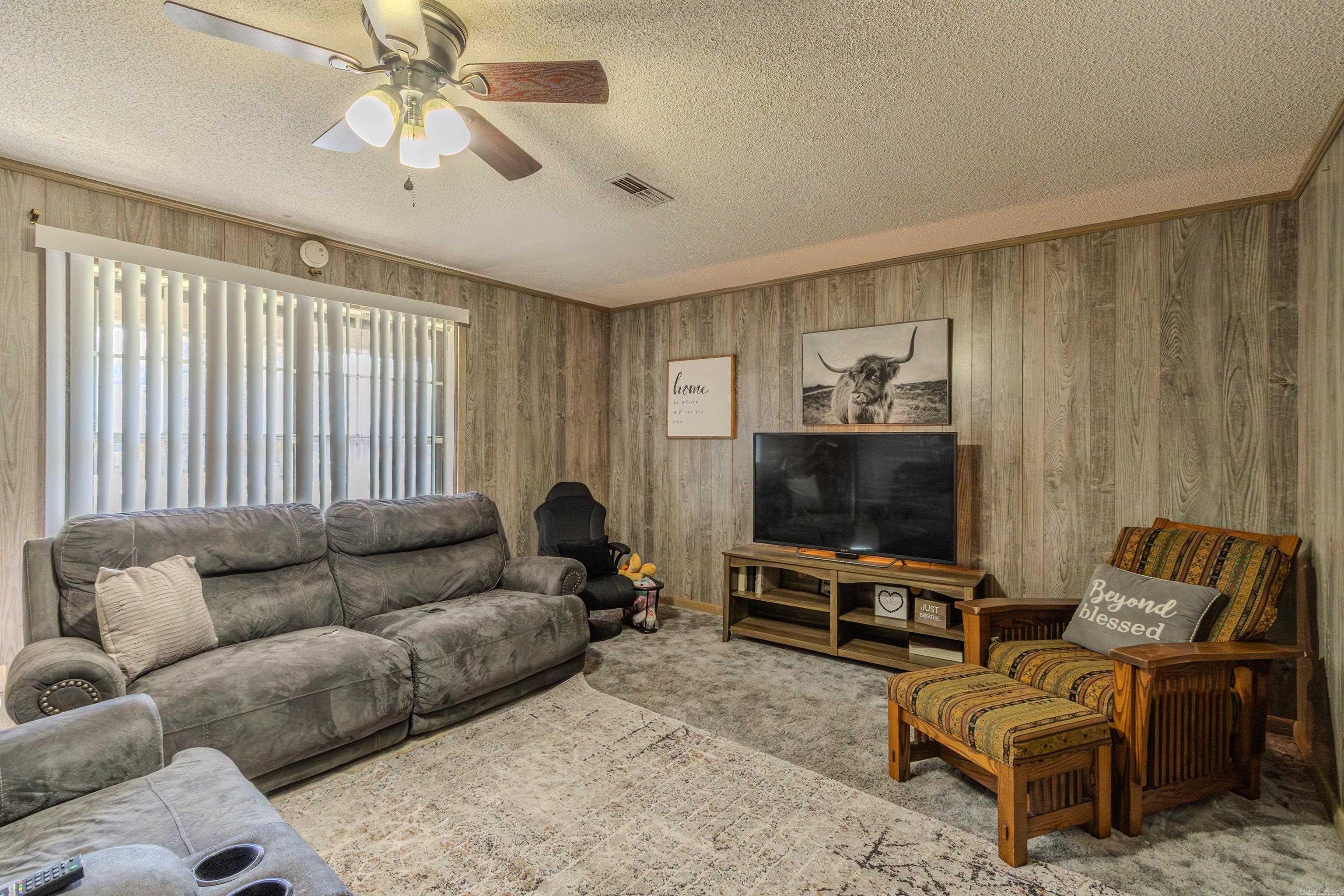 Knollcrest - Residential