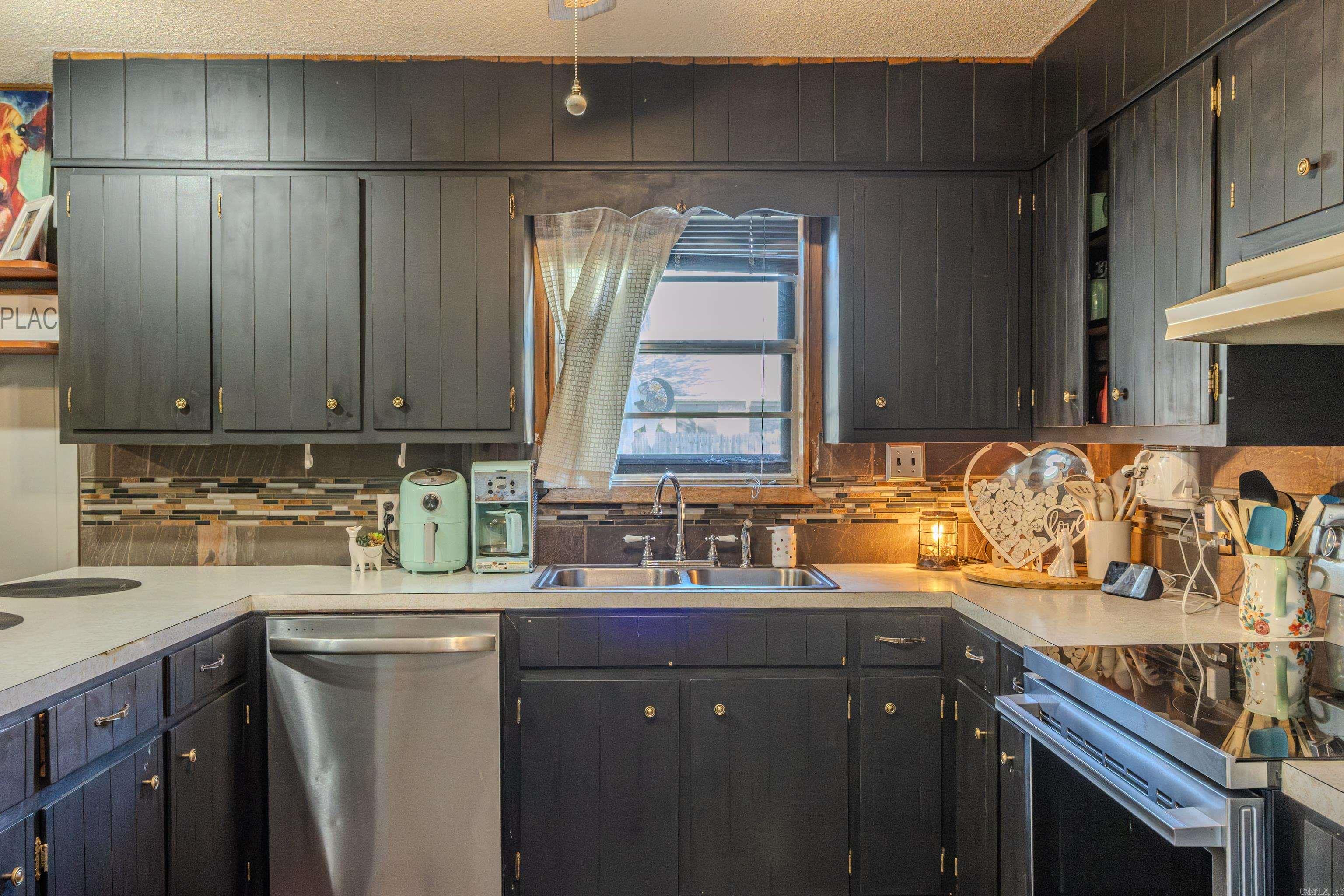 Knollcrest - Residential