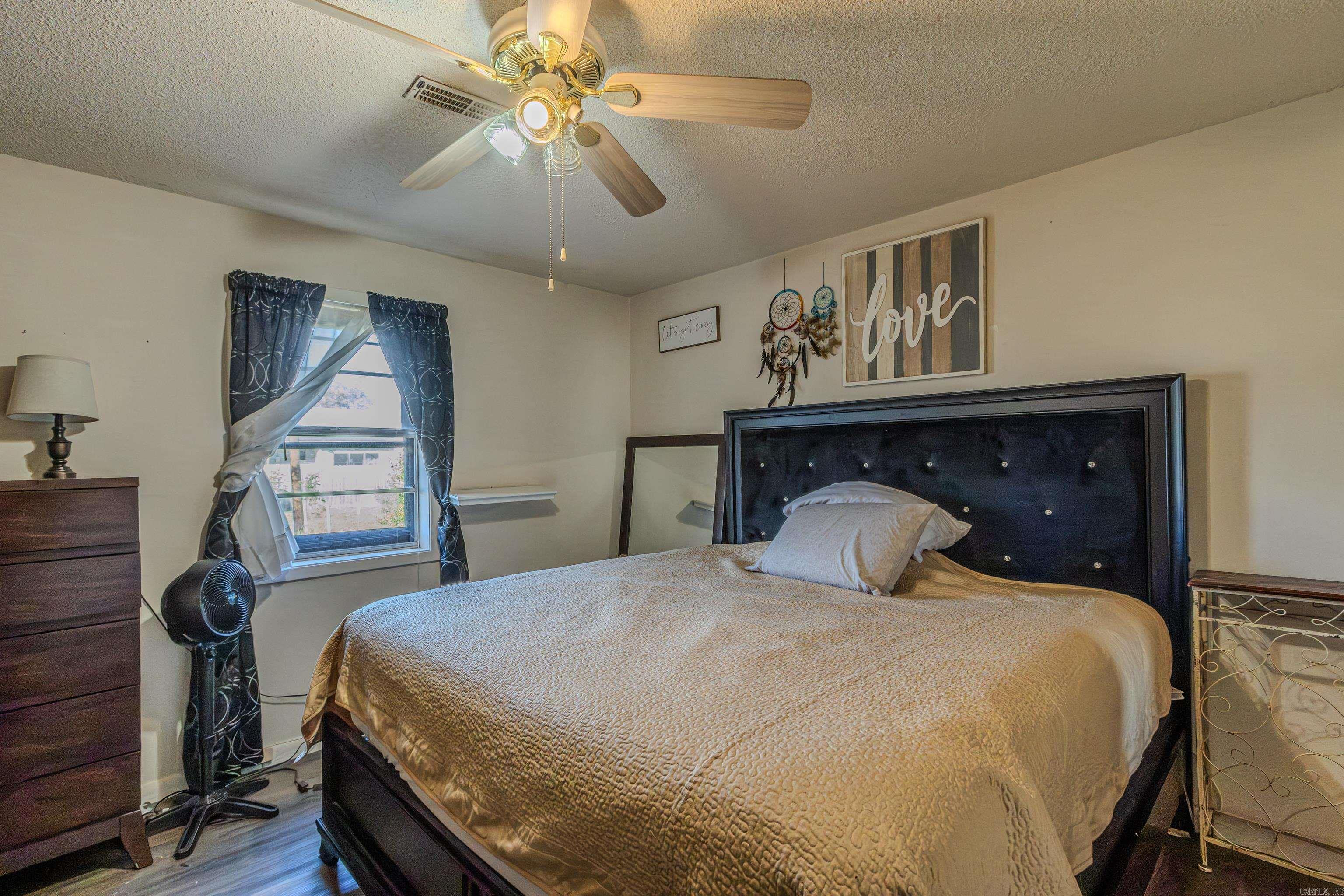 Knollcrest - Residential
