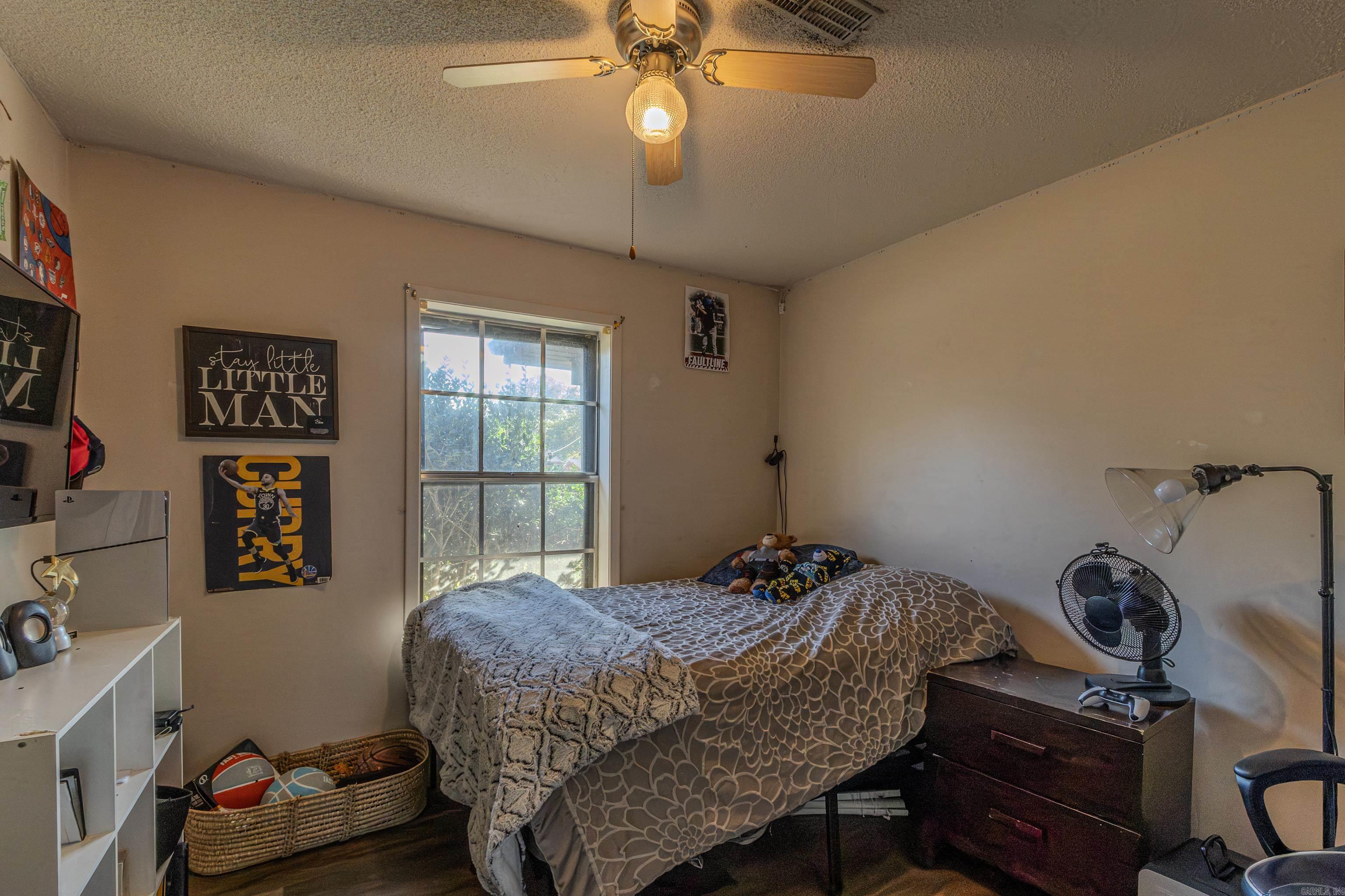 Knollcrest - Residential