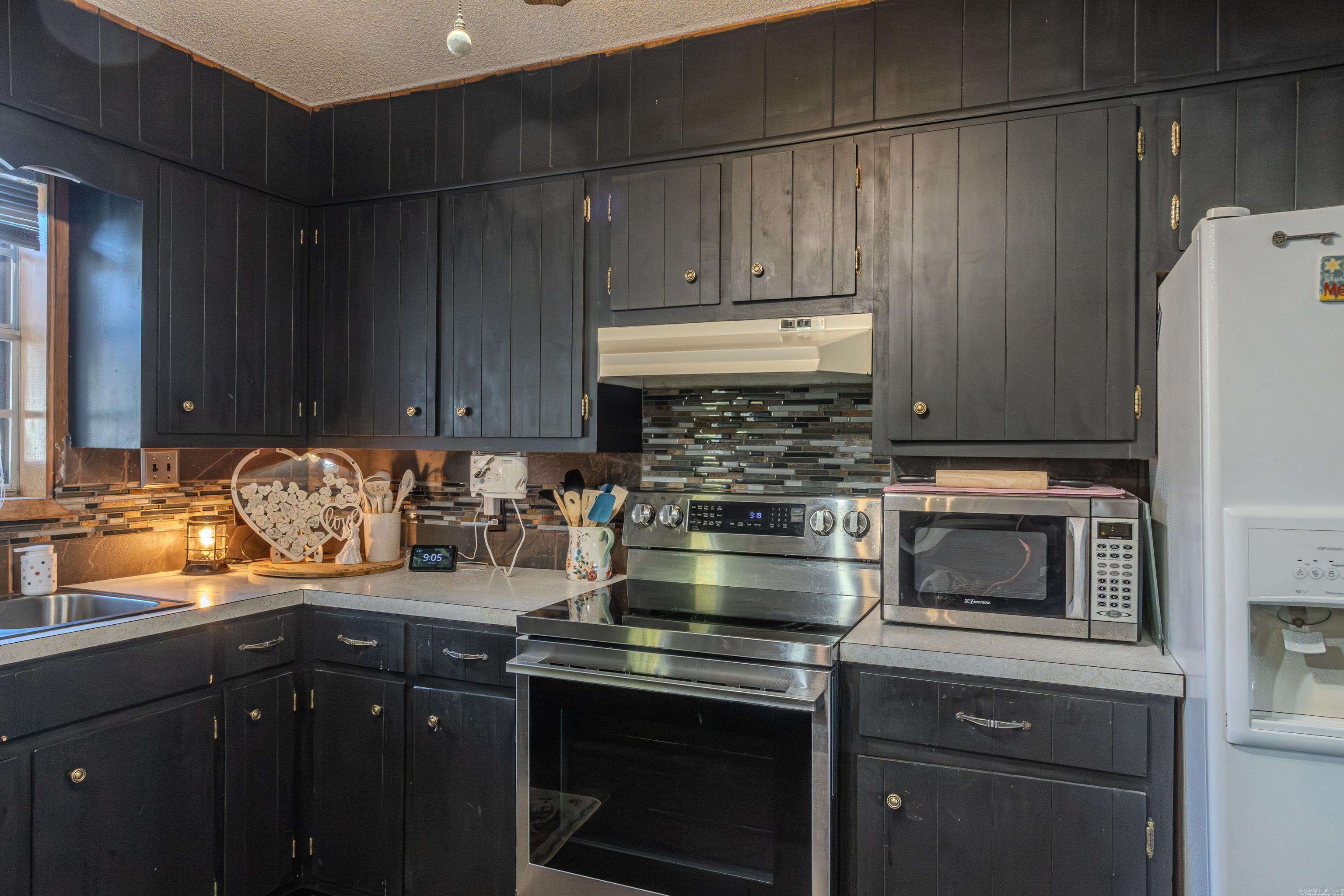 Knollcrest - Residential