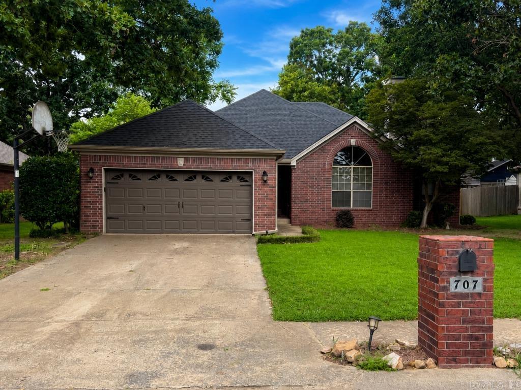 Extremely well maintained and upgraded home. 4 year-old roof, new French doors, nice hardwoods, new carpet in all 3 bedrooms, updated fixtures, master bath updates, new water heater, HVAC replaced in 2017. Features a gorgeous backyard oasis with covered patio and new fence. Must see property. May not last long!