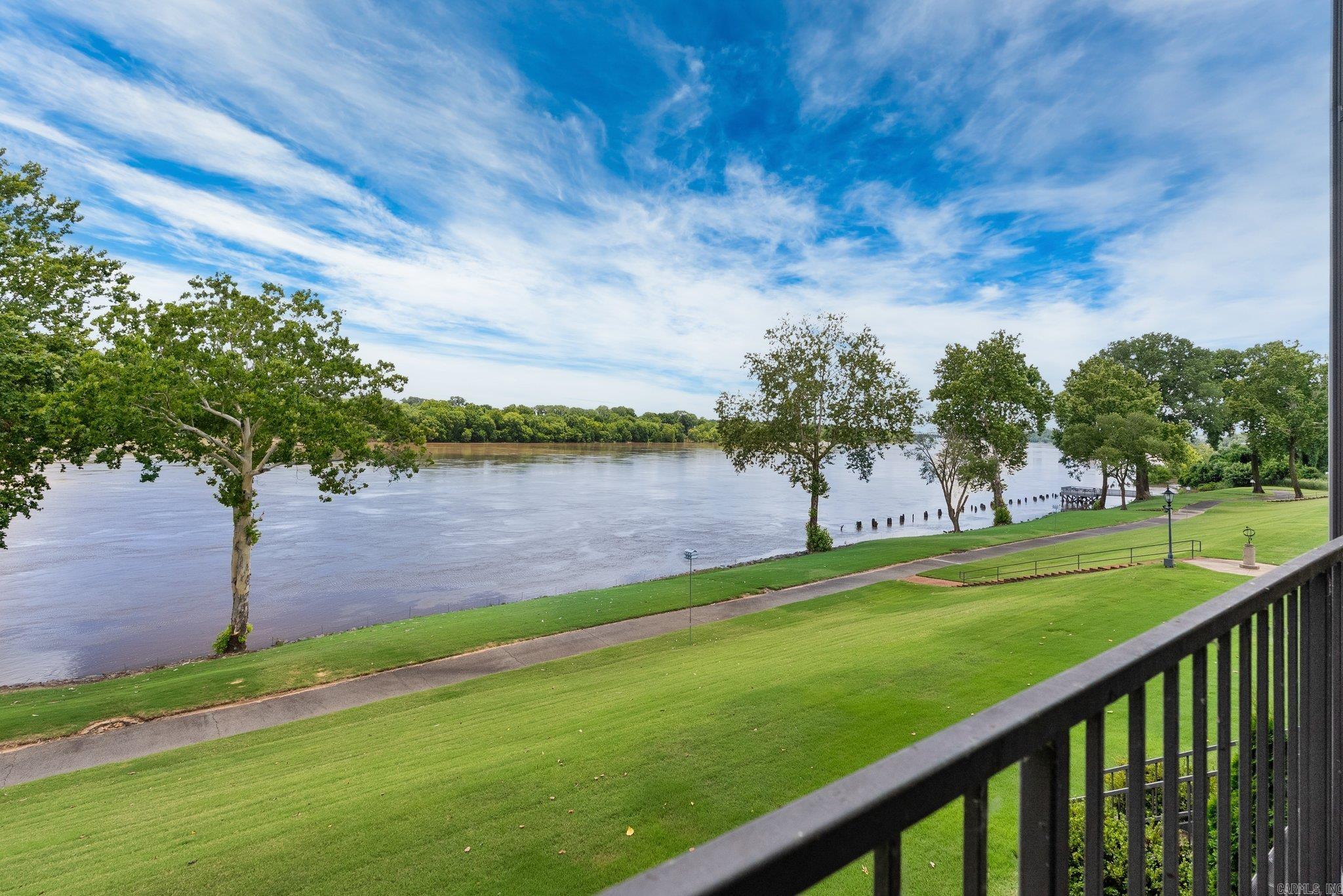 RIVERBEND HPR - Residential