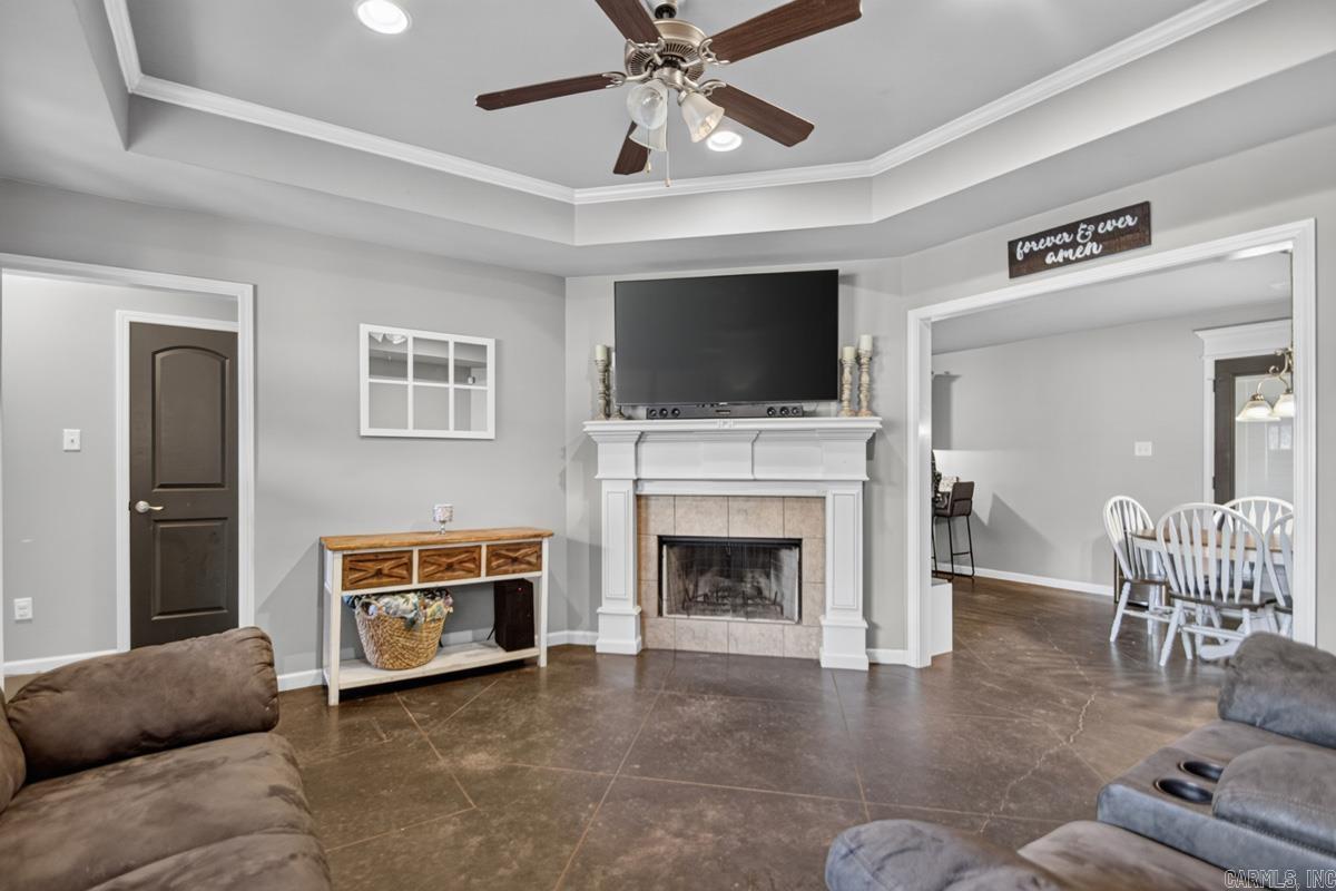 SPRINGHILL VILLAGE - Residential