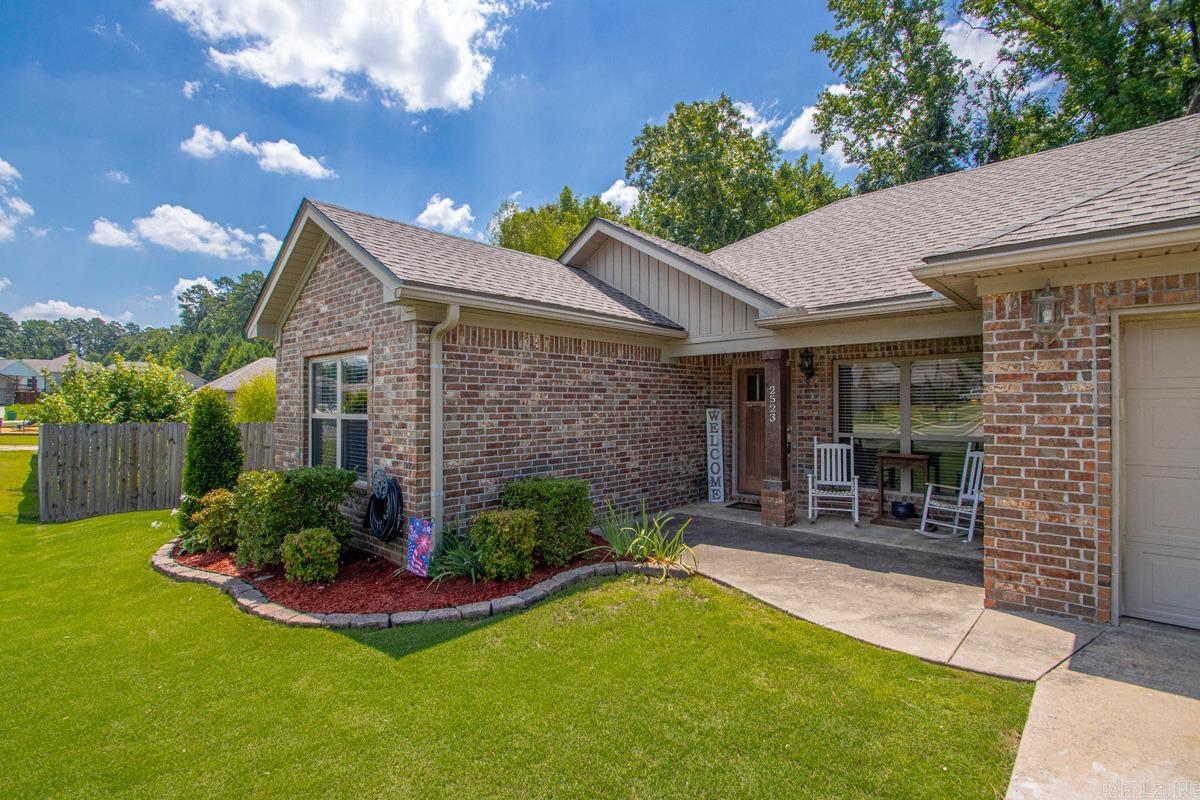 SPRINGHILL VILLAGE - Residential
