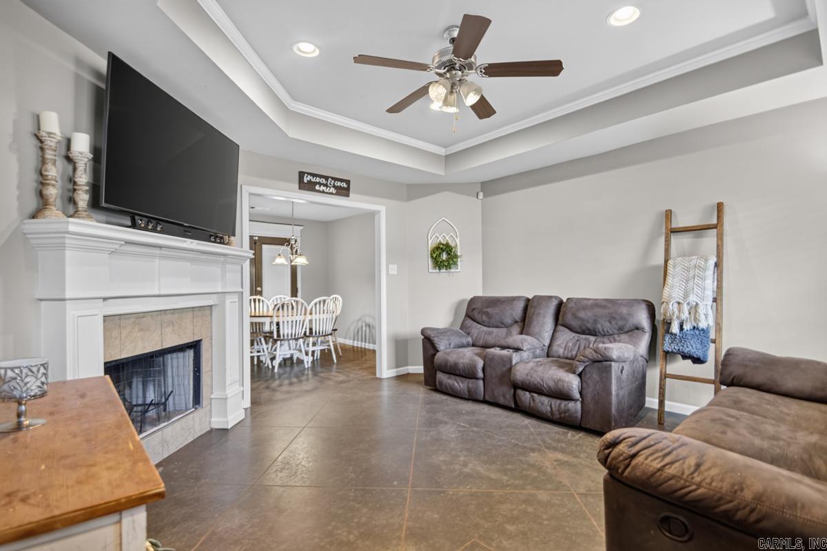 SPRINGHILL VILLAGE - Residential