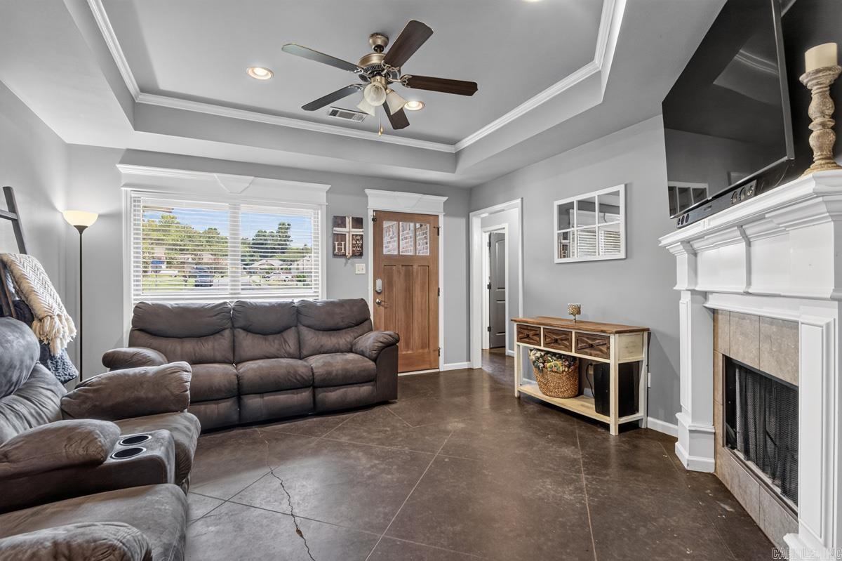 SPRINGHILL VILLAGE - Residential