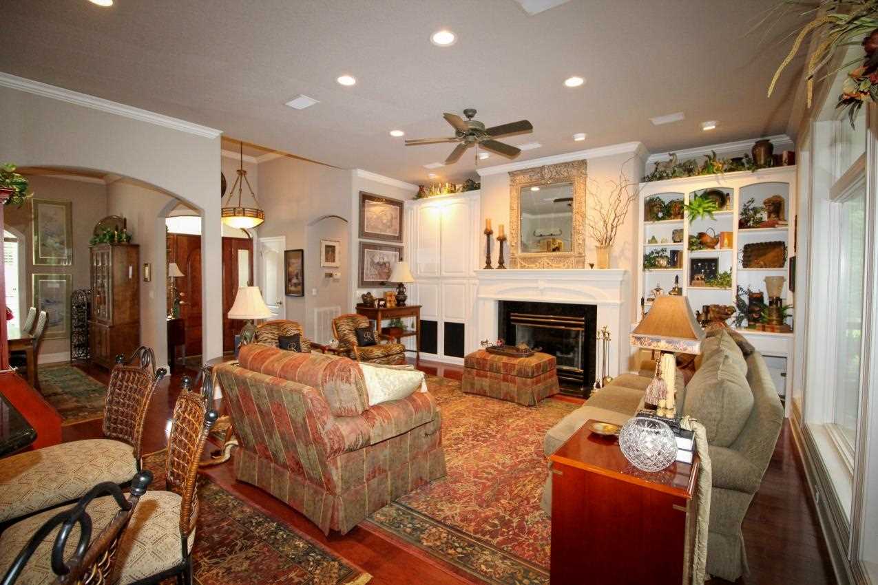 Isabella - Residential