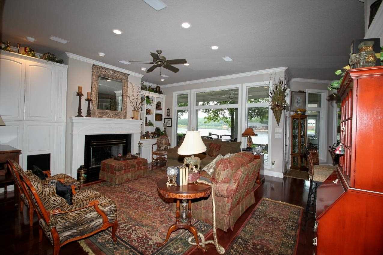 Isabella - Residential