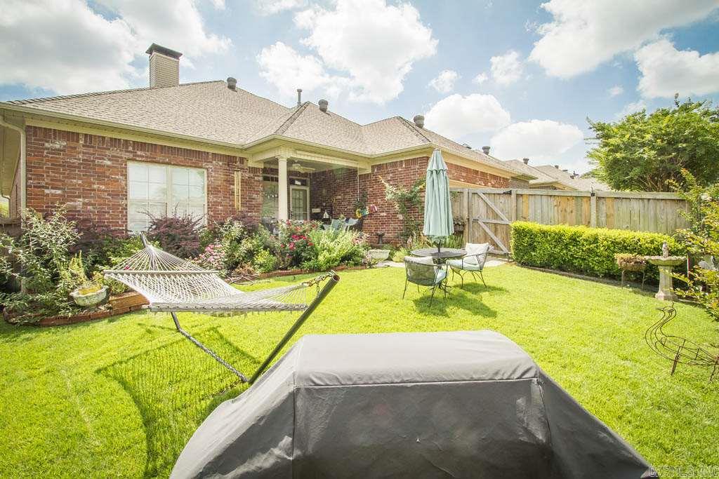 Montagne Court - Residential