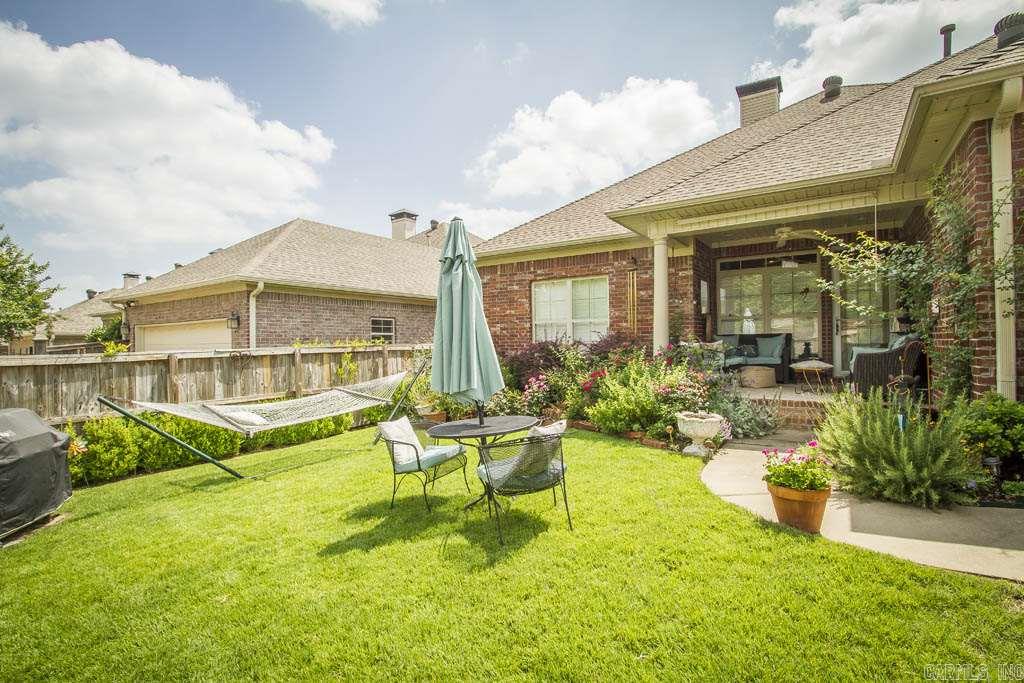 Montagne Court - Residential