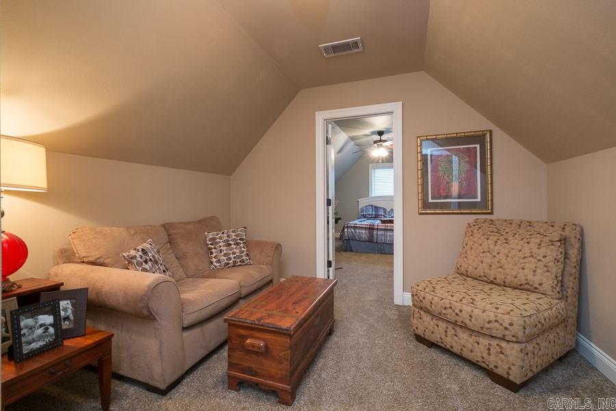 HURRICANE LAKE EST - Residential