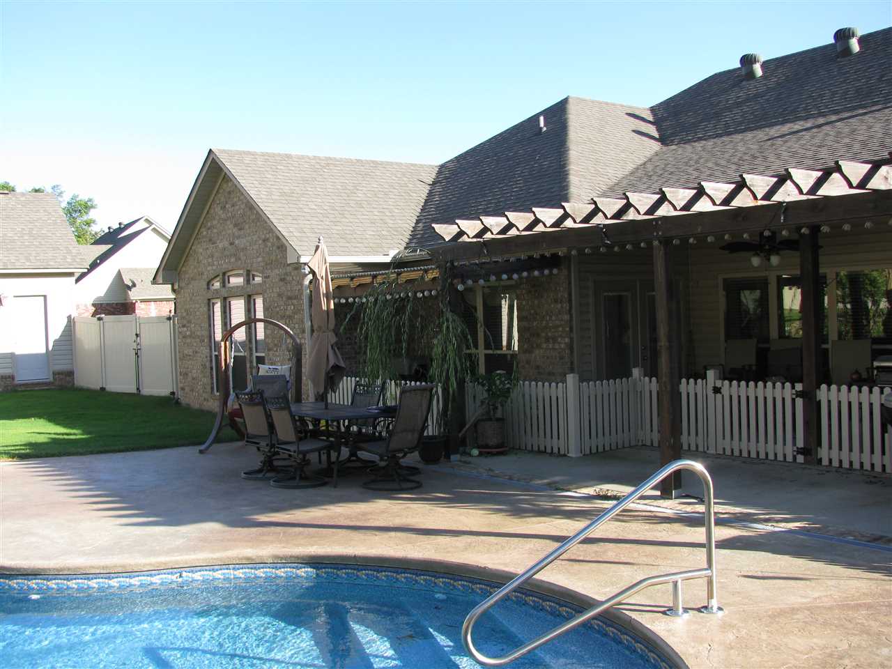 GREYSTONE - Residential