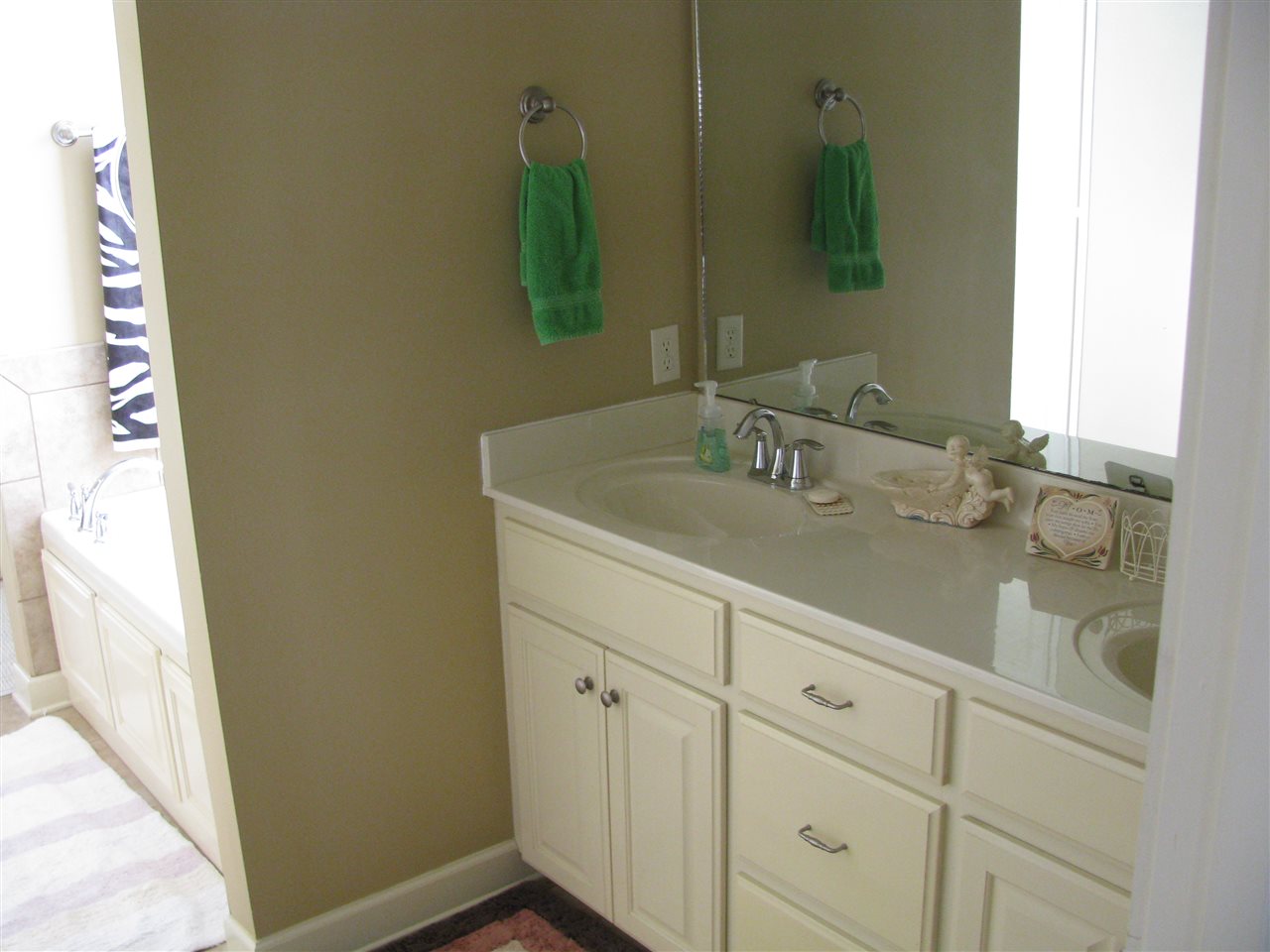 GREYSTONE - Residential