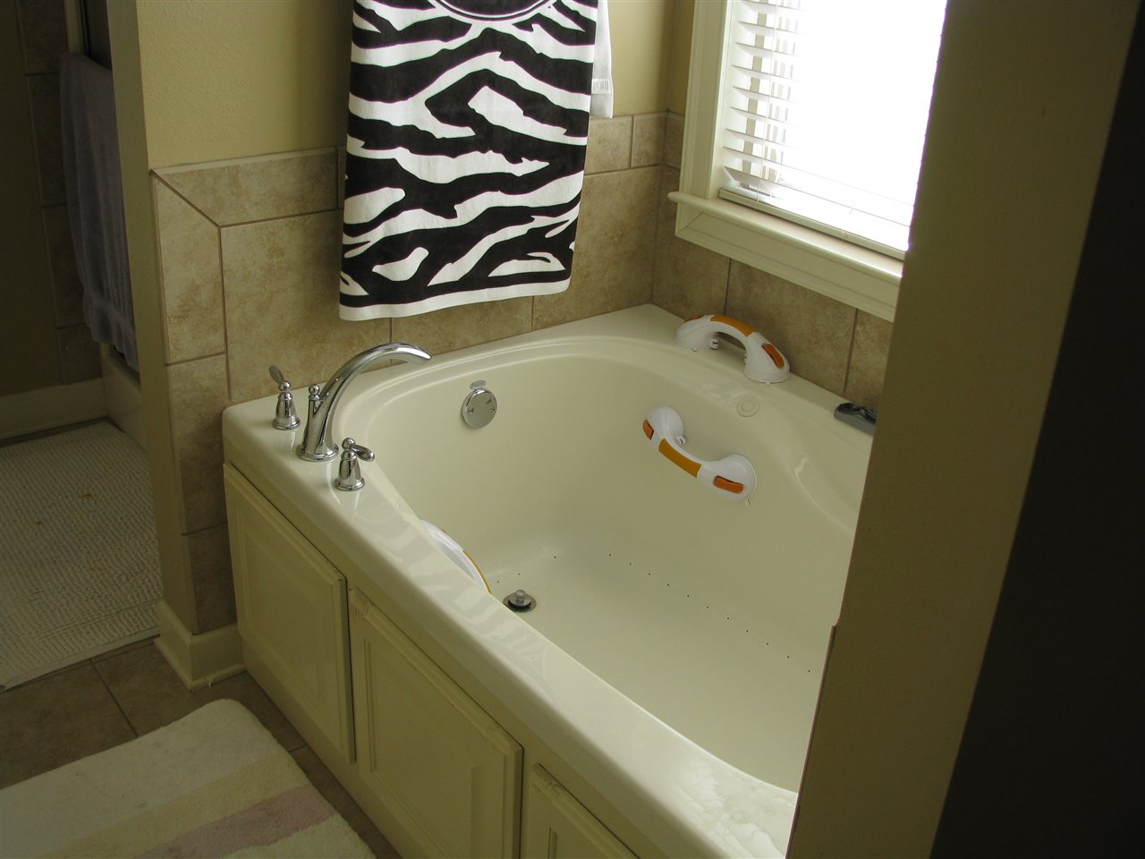 GREYSTONE - Residential