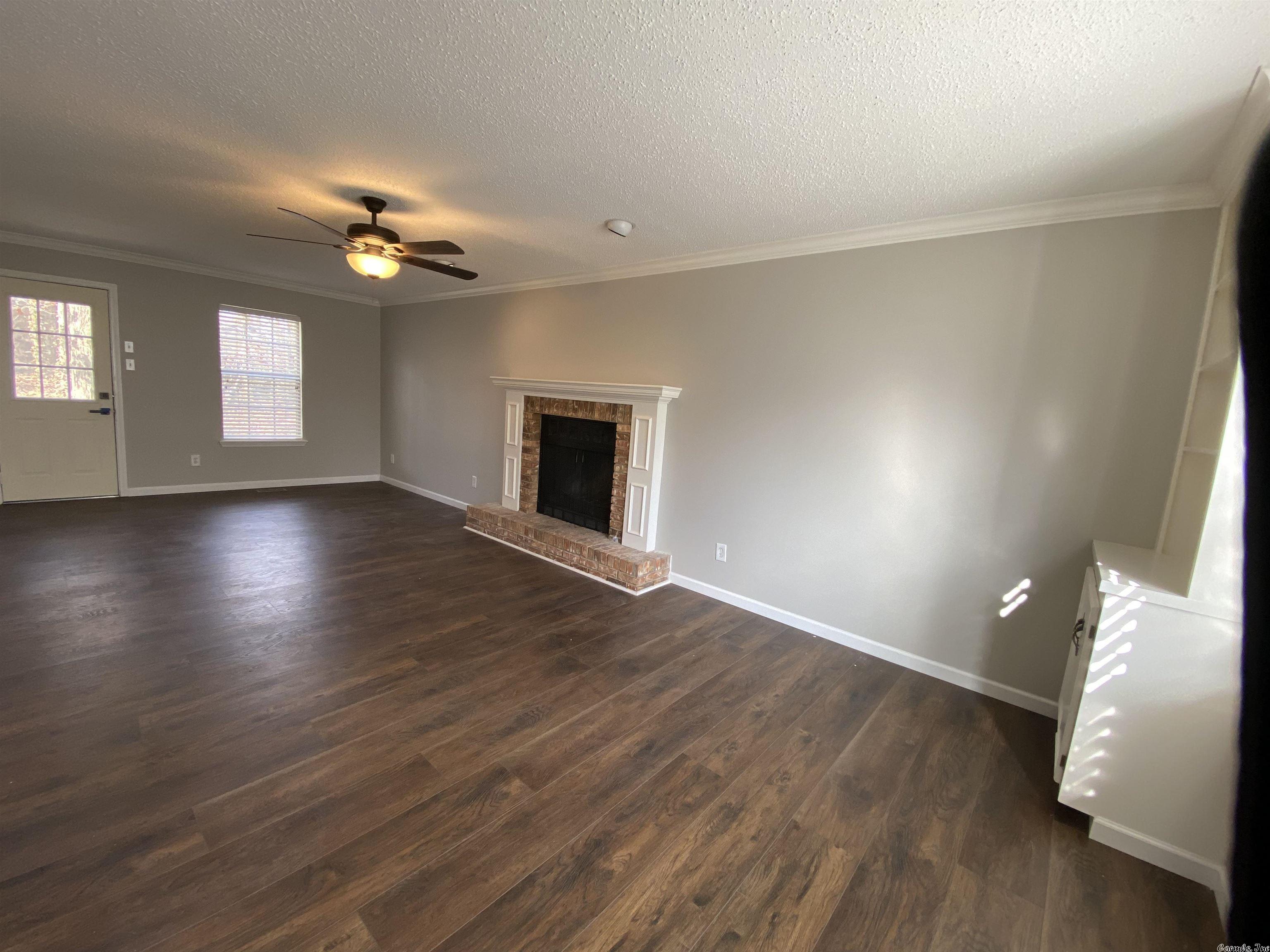 TURTLE CREEK - Residential