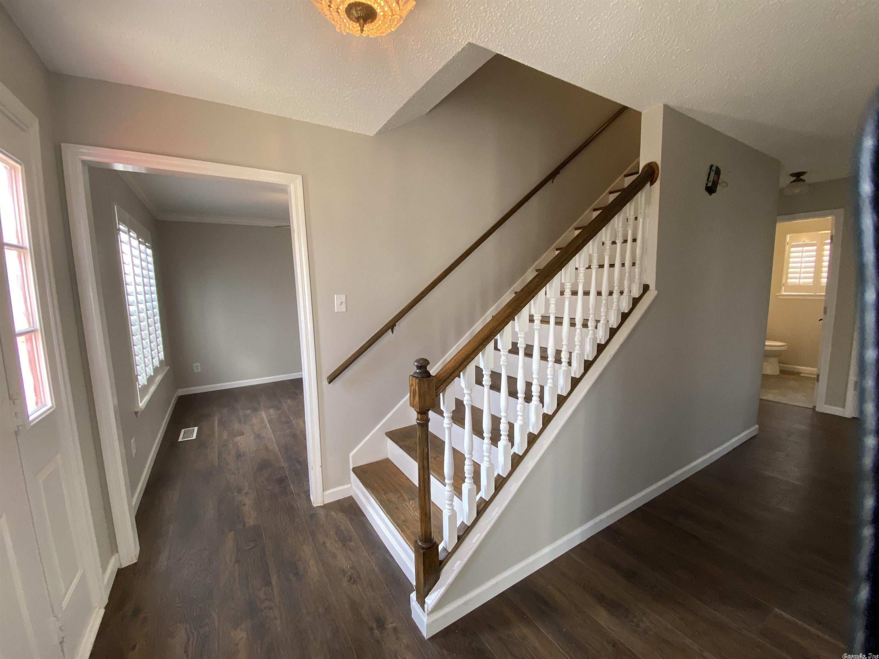 TURTLE CREEK - Residential