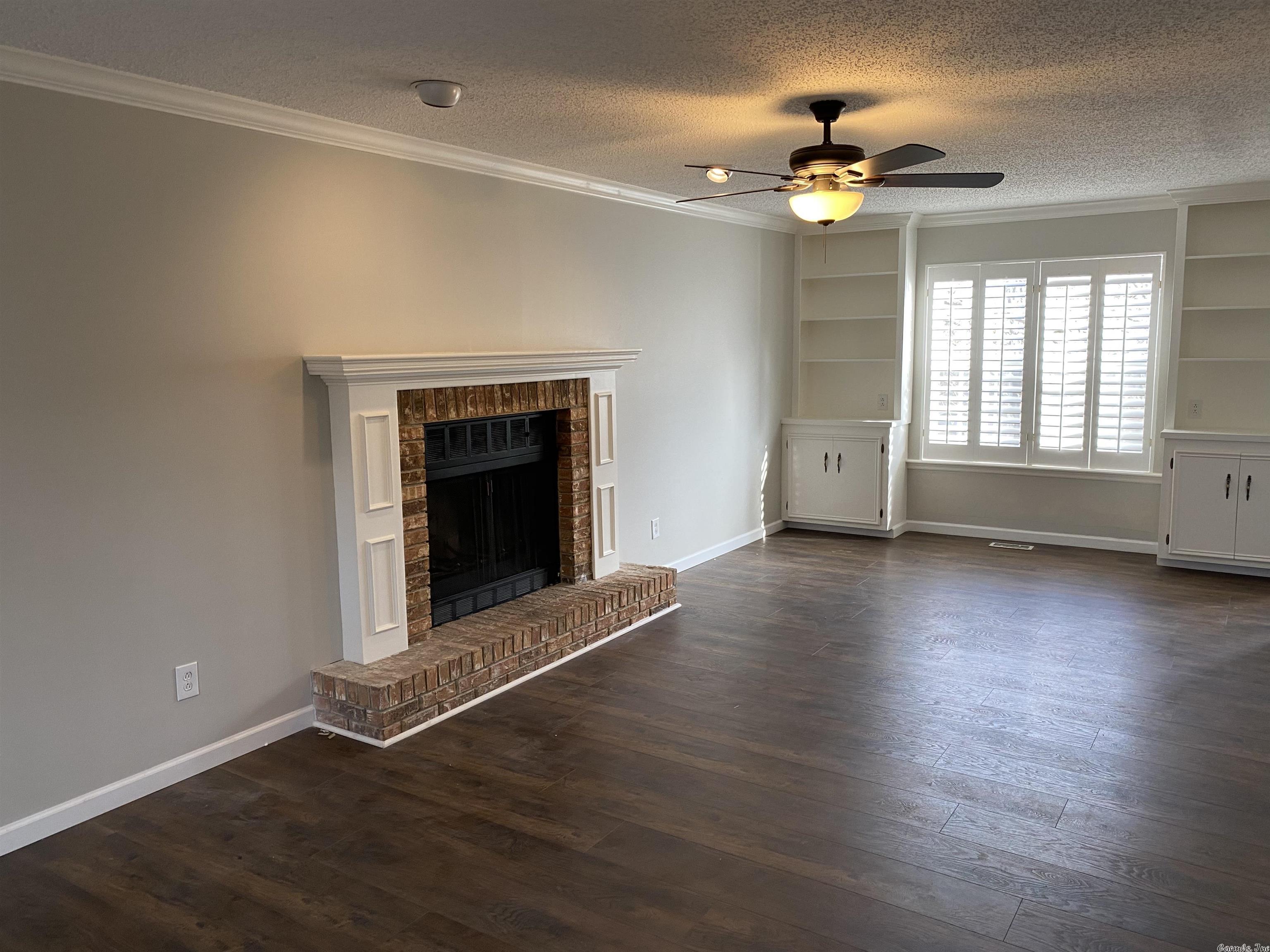 TURTLE CREEK - Residential