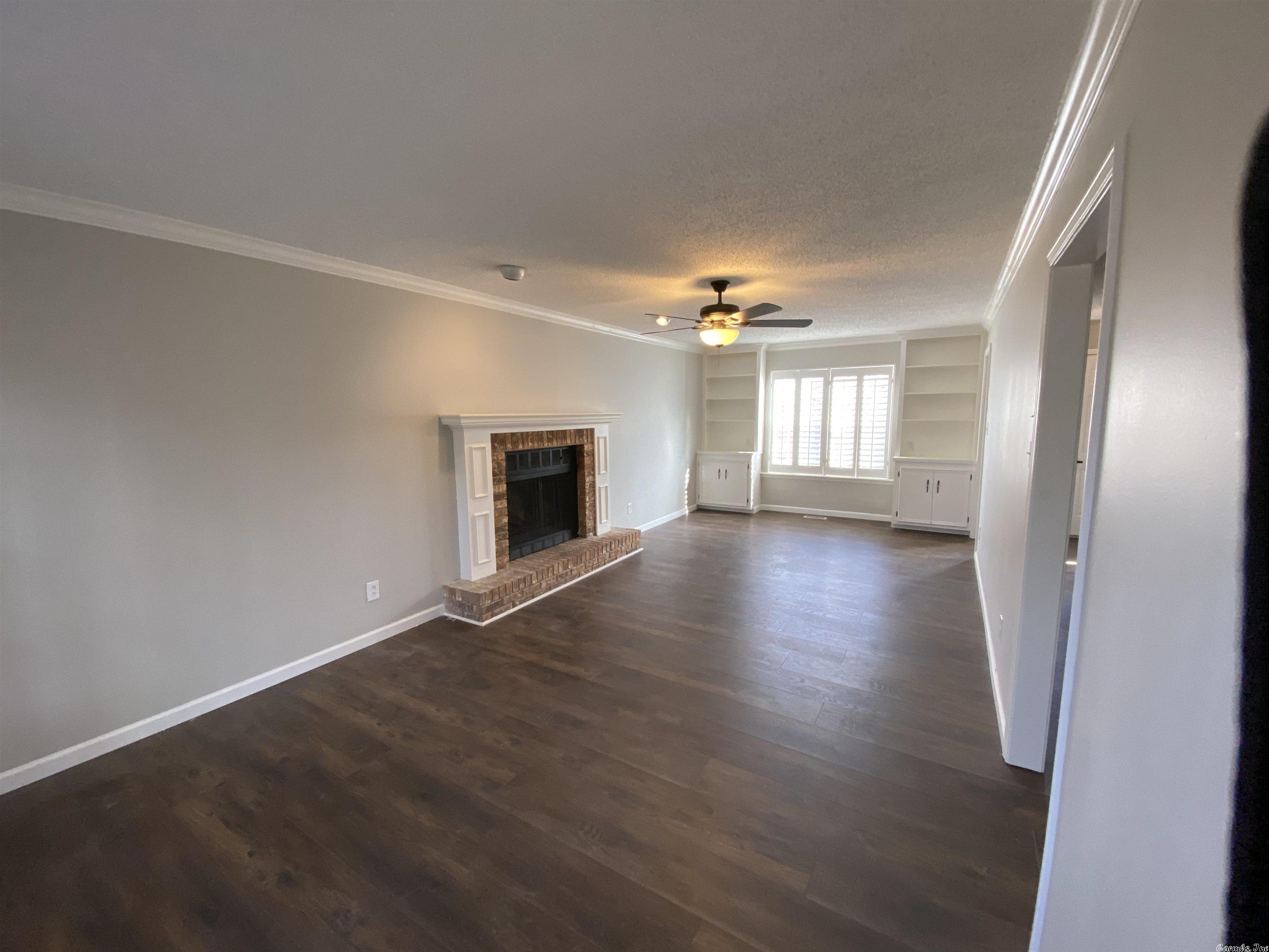 TURTLE CREEK - Residential