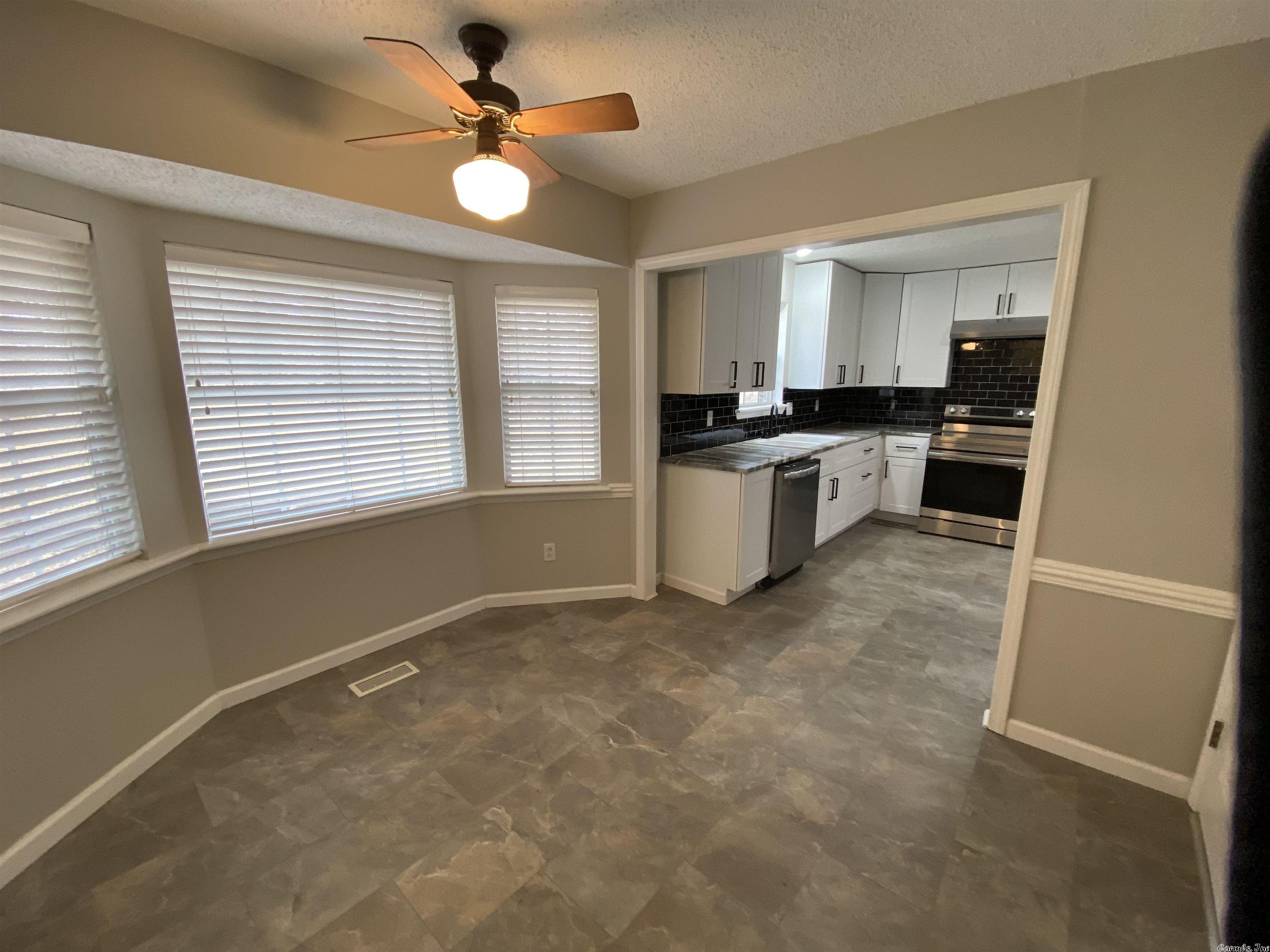 TURTLE CREEK - Residential
