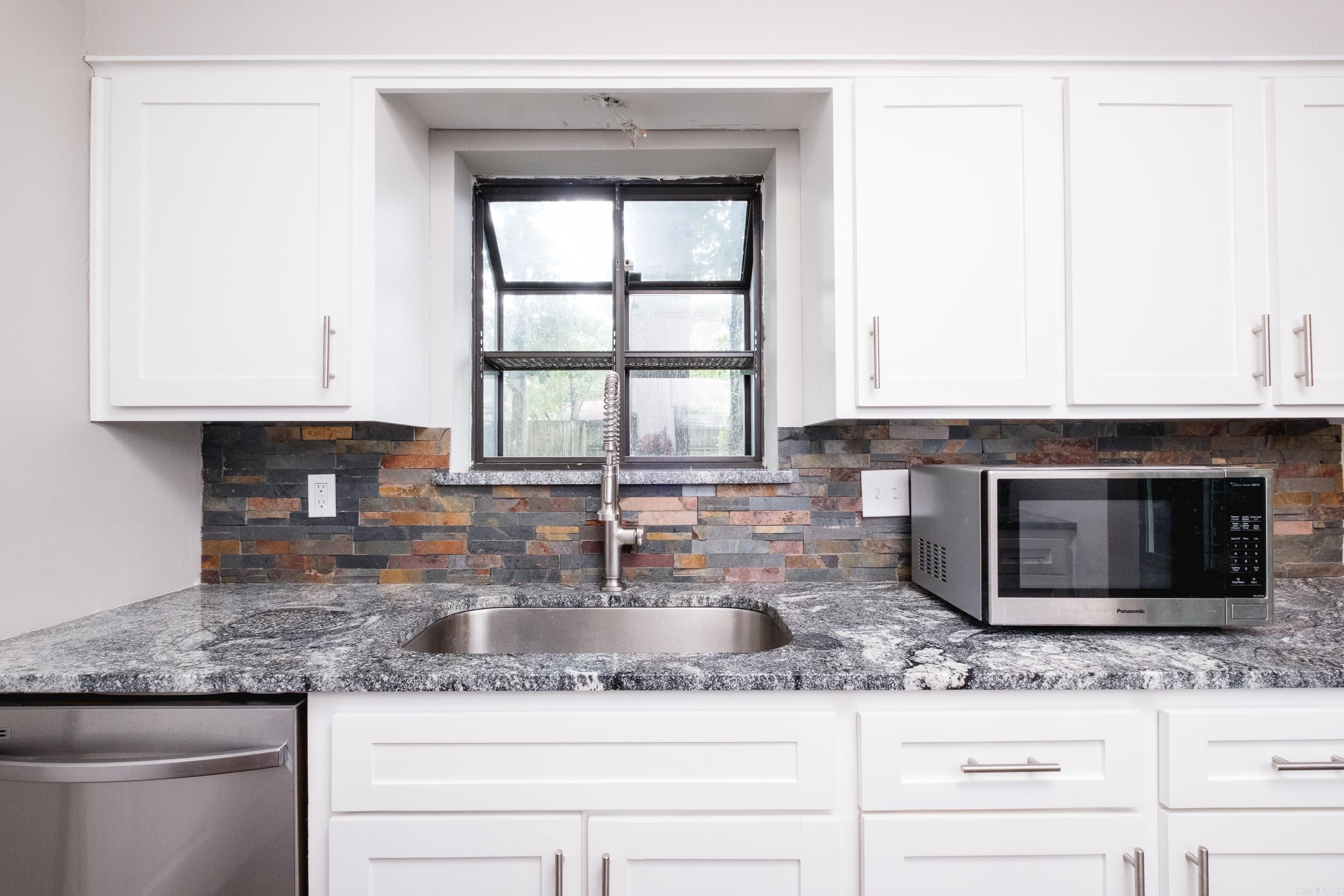 ROLLING OAKS - Residential