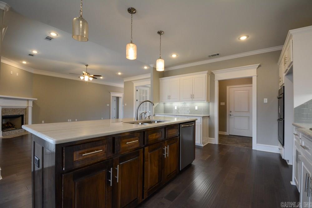 CREEKSIDE ADDN - Residential