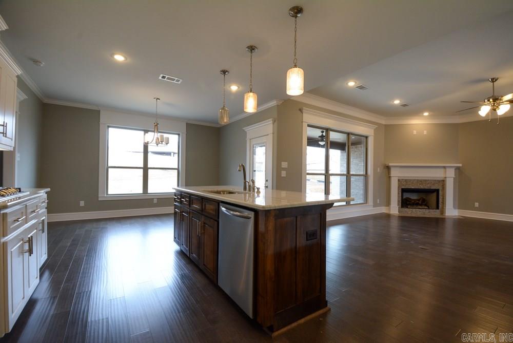 CREEKSIDE ADDN - Residential