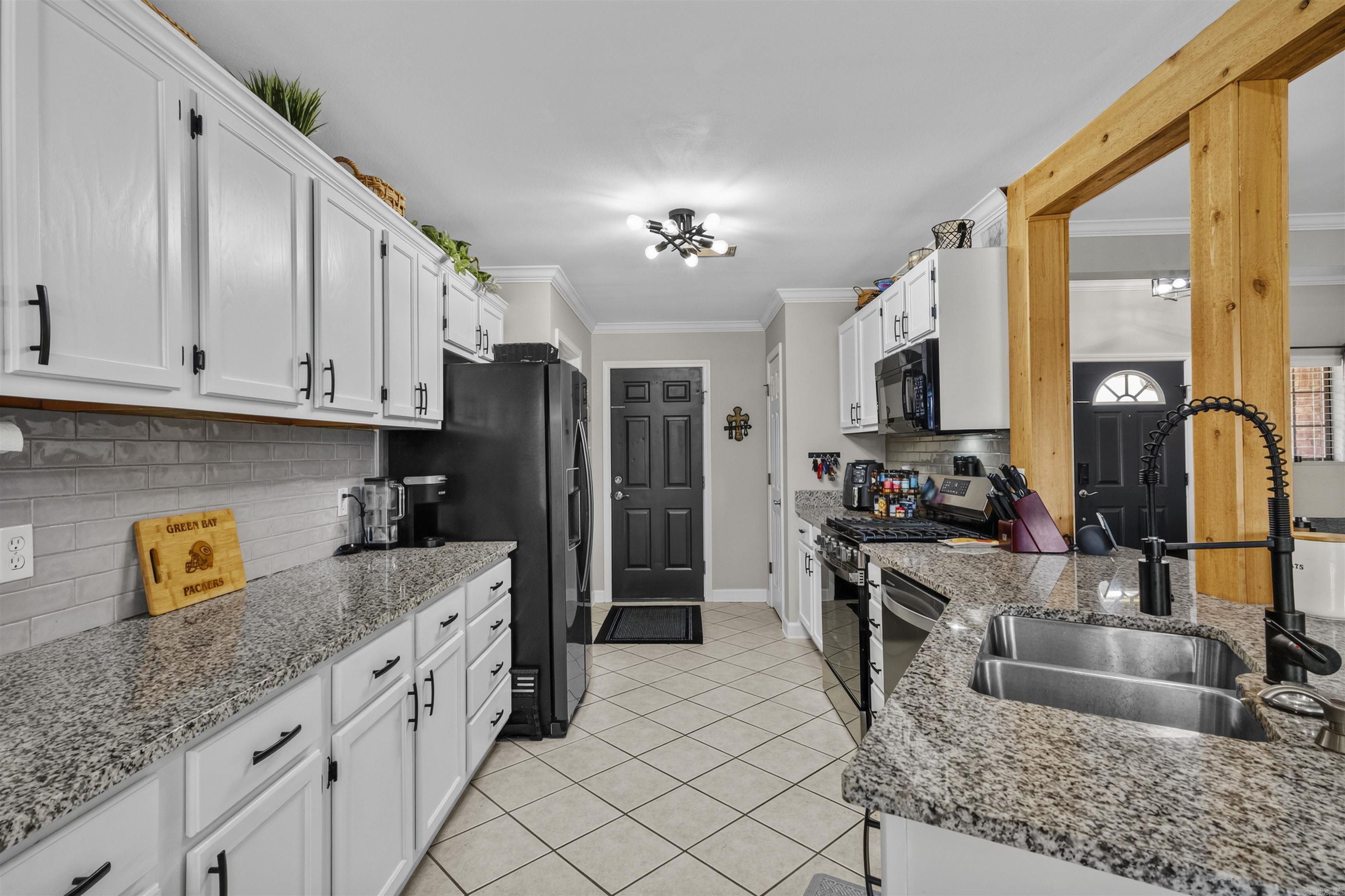 SPRING VALLEY - Residential