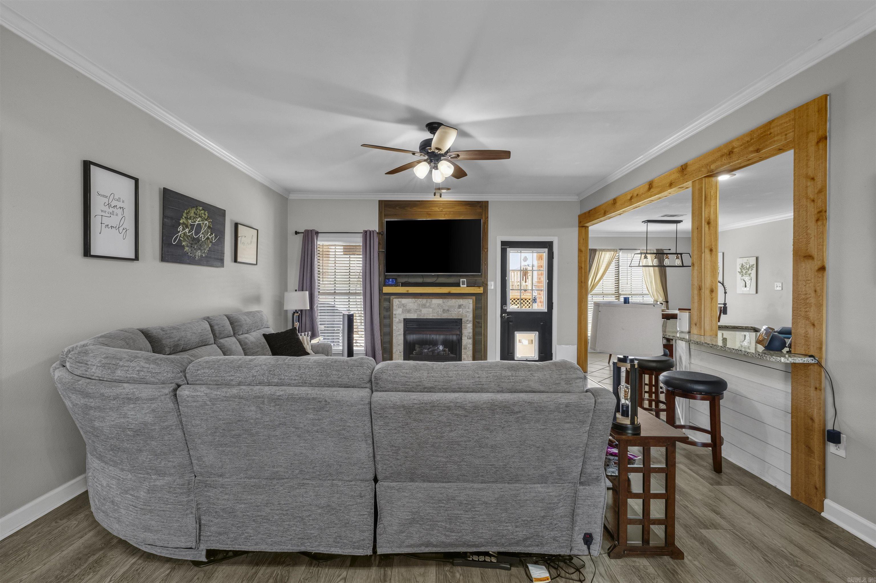 SPRING VALLEY - Residential