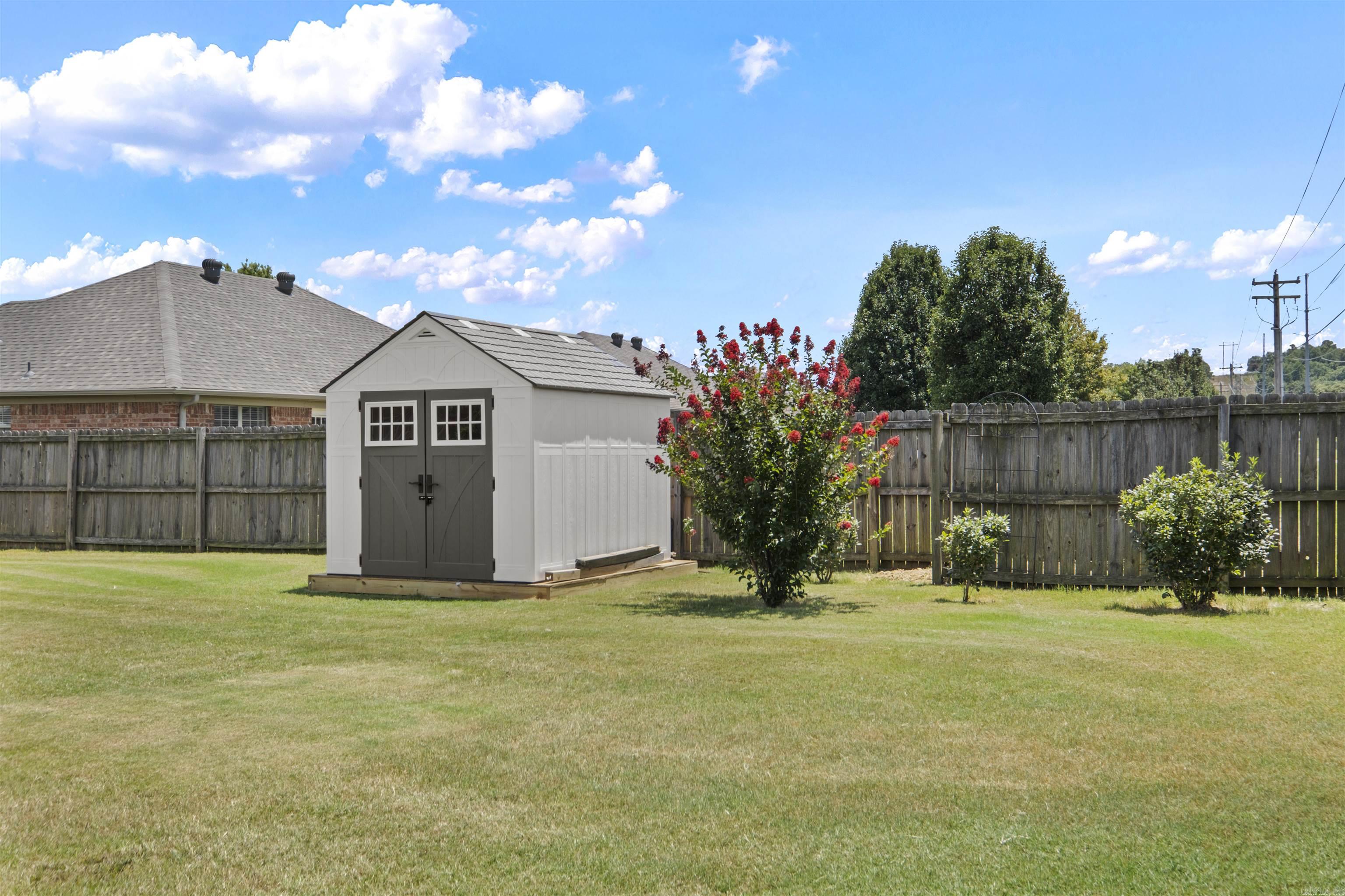 SPRING VALLEY - Residential