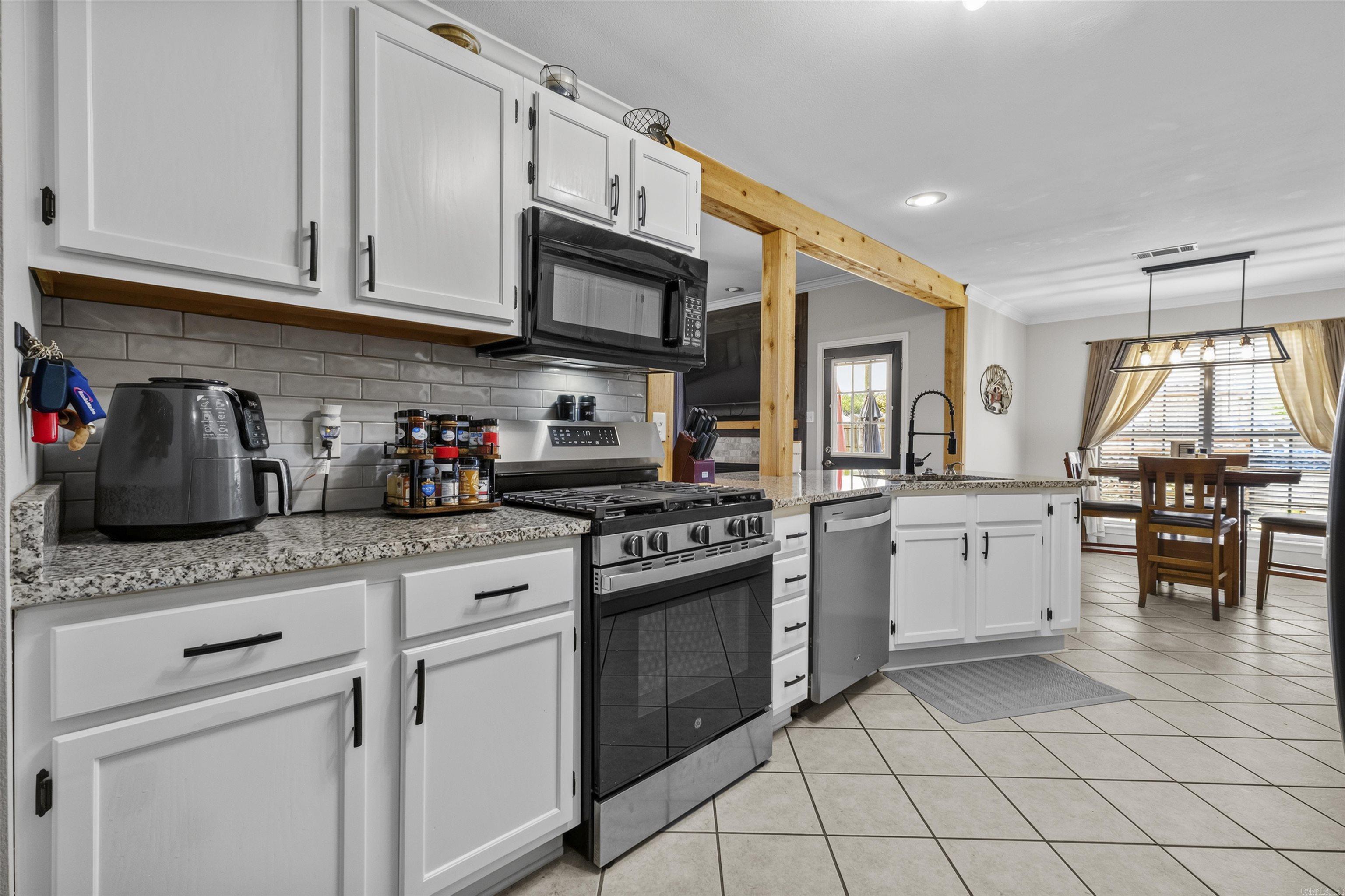 SPRING VALLEY - Residential