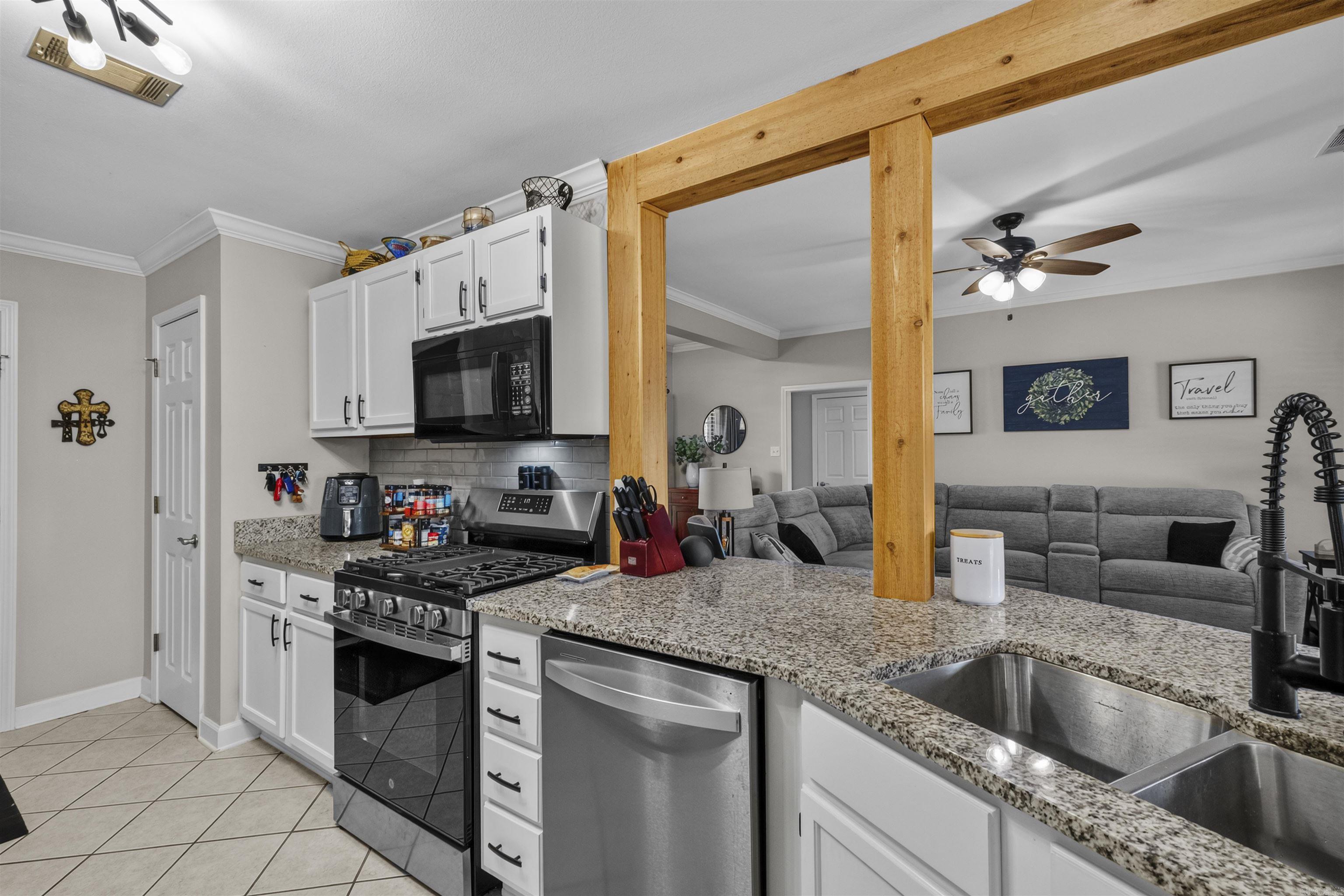 SPRING VALLEY - Residential