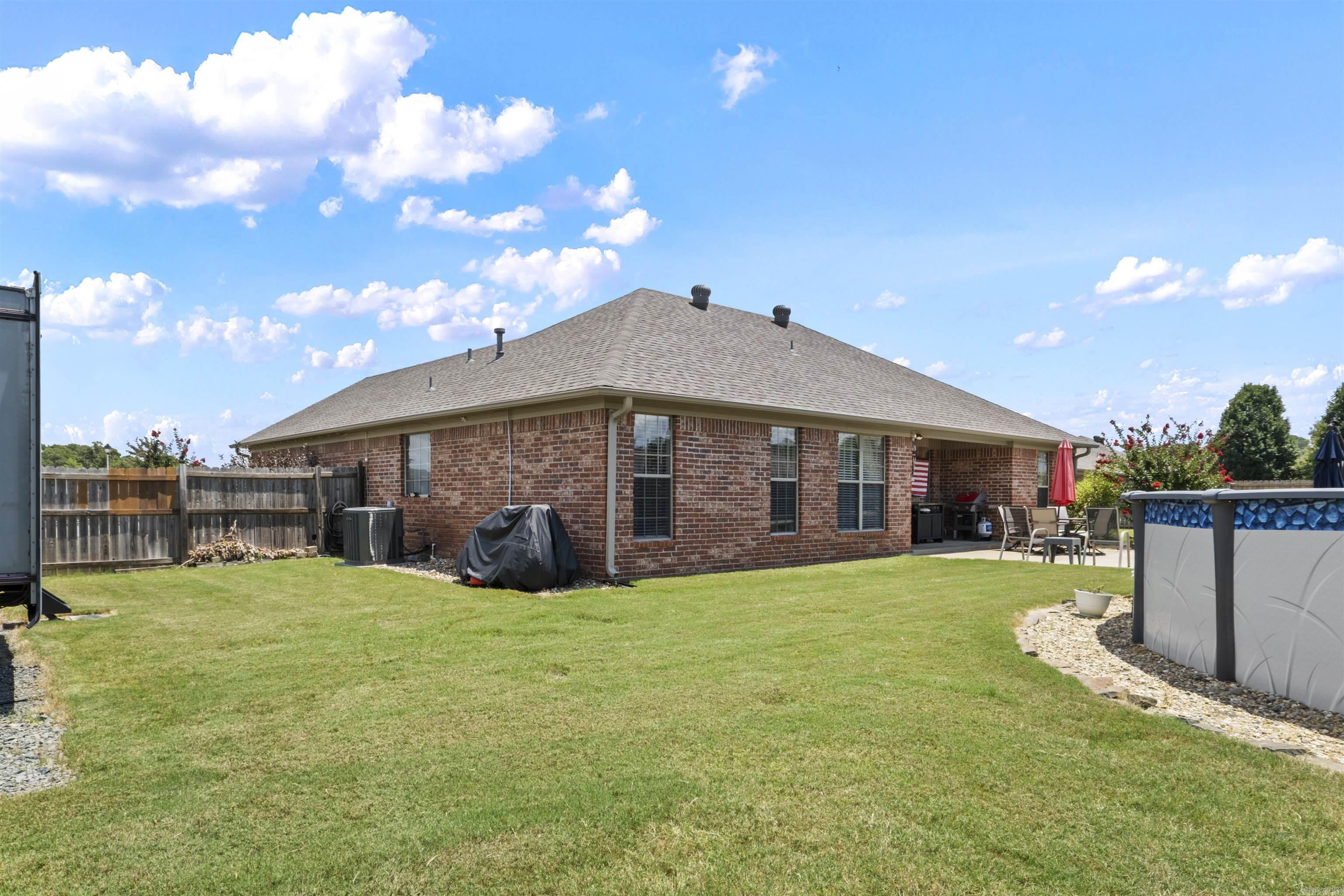 SPRING VALLEY - Residential