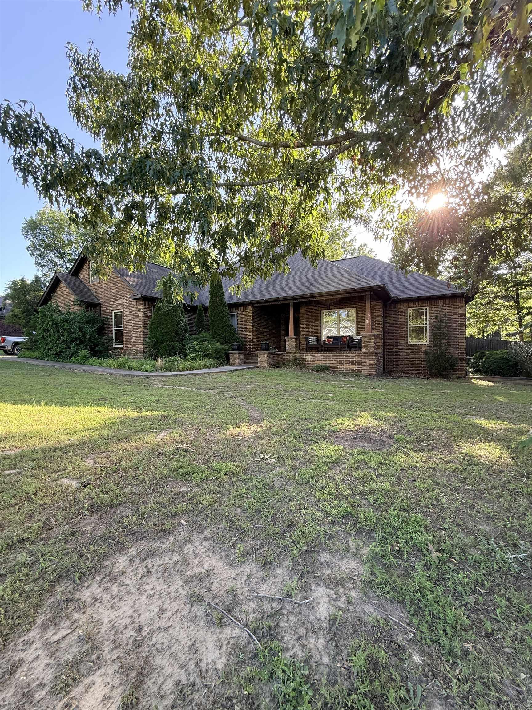THE MEADOWS - Residential