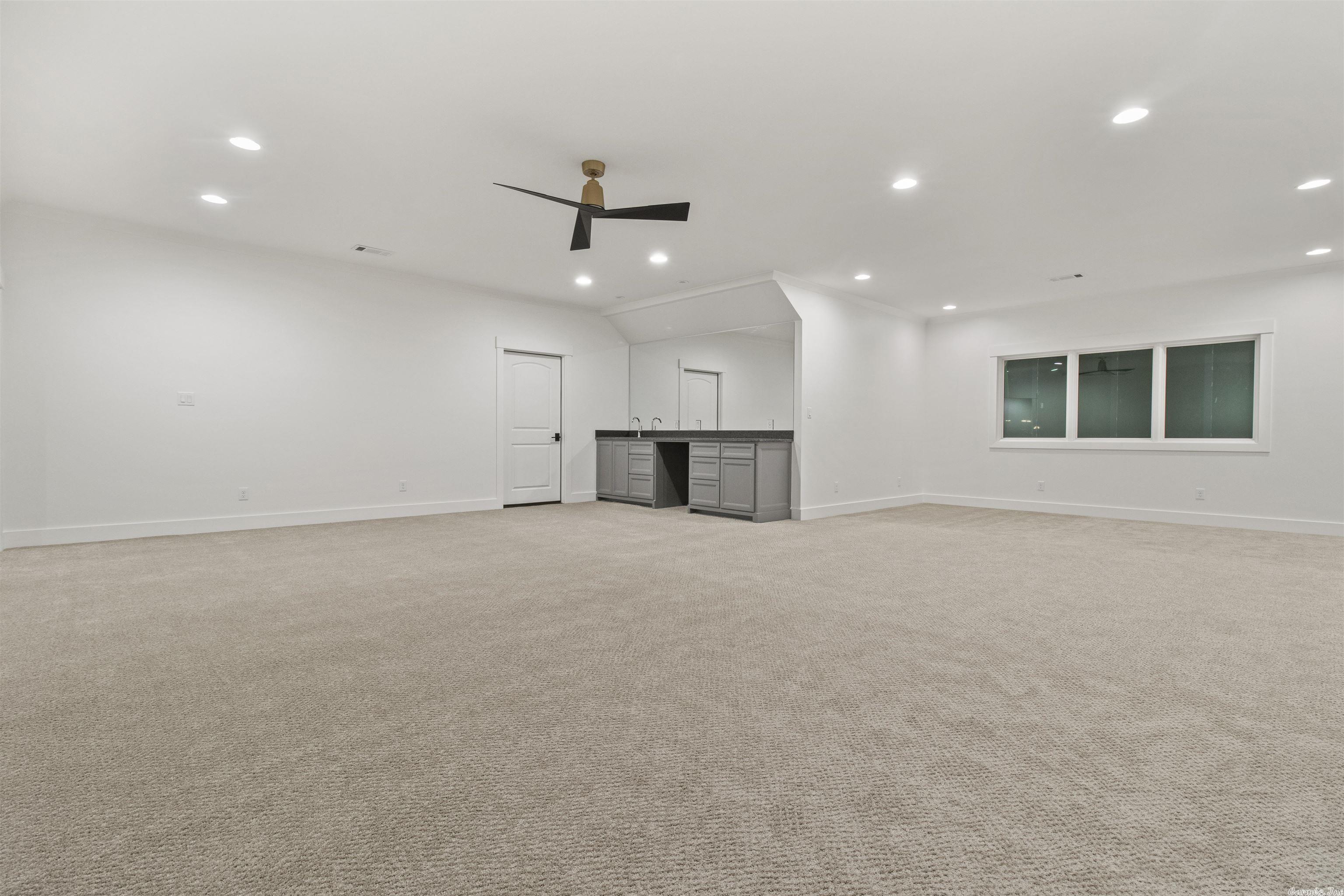 CHENAL VALLEY HALLEN COURT - Residential