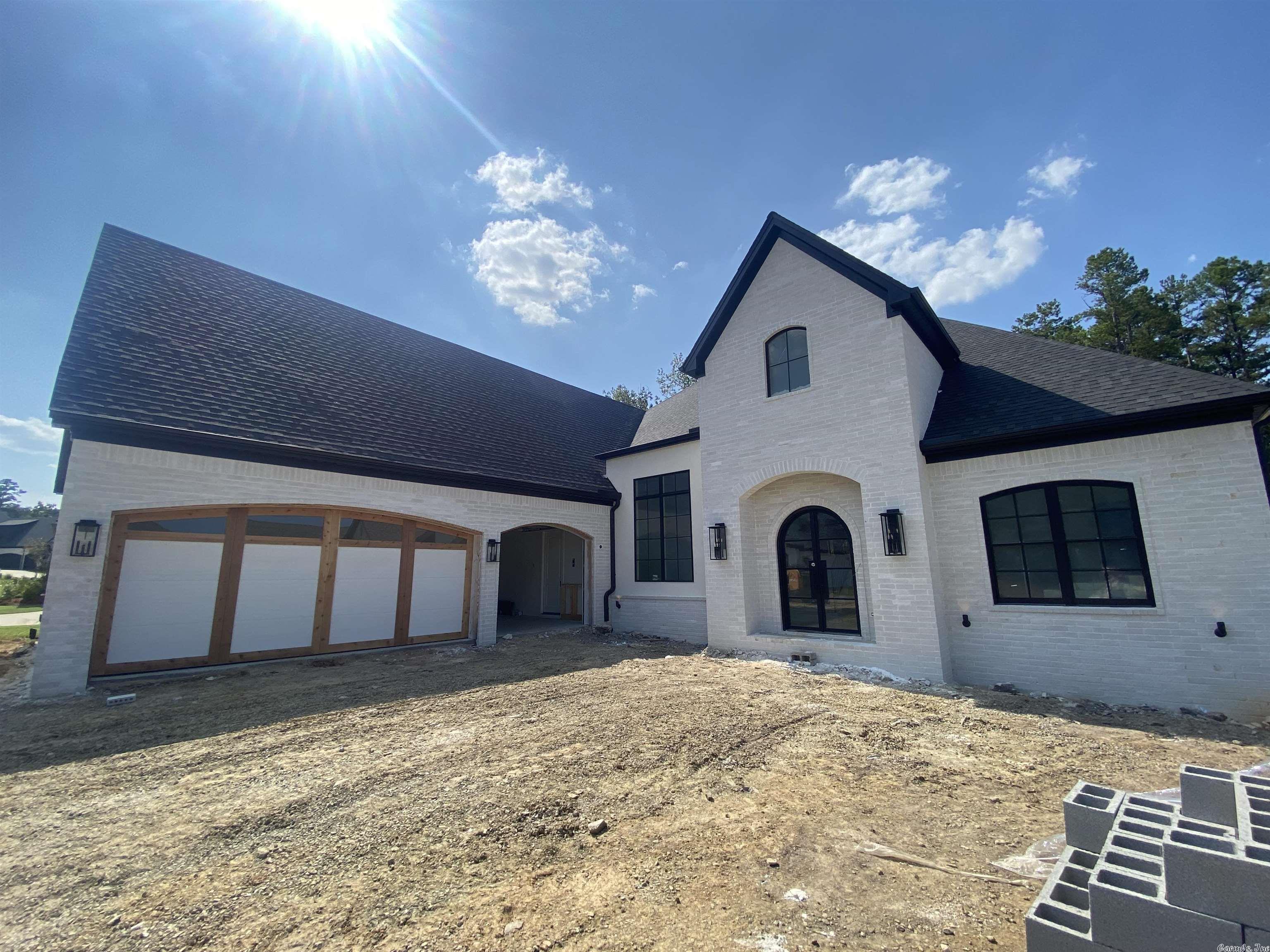 CHENAL VALLEY HALLEN COURT - Residential